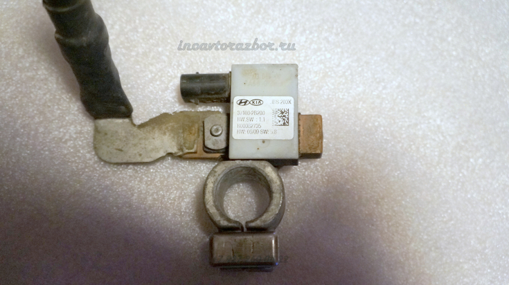 Ремонт предохранителя клеммы аккумулятора - Hyundai Grandeur (HG), 3 л, 2012 год