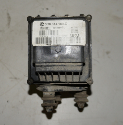 Насос ABS (блок антиблокировочный) для Фольсваген Пассат Б6 / Volkswagen Passat B6 3C0614109C в Самаре