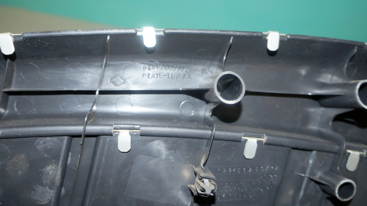Накладка внутренняя на замок багажника Инфинити Ф икс 45 / Infiniti FX45 в Самаре