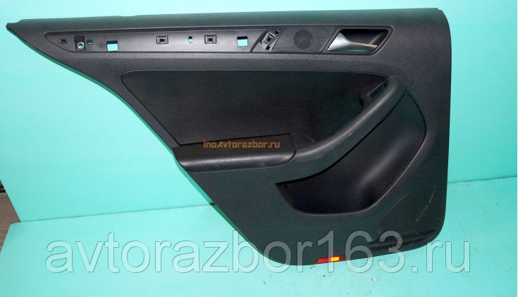 Обшивка двери задняя левая для Джетта 6 / Volkswagen Jetta 6 2011 г.в (2011-2017 г.в.) в Самаре