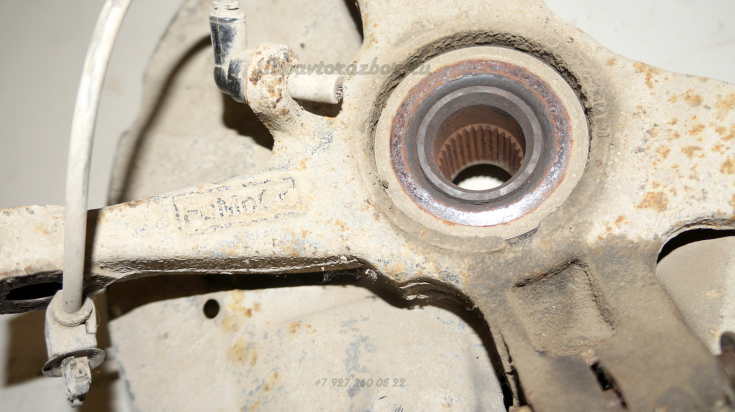 Кулак поворотный передний левый со ступицей EG2134900B для Мазда СХ 7 Mazda CX 7 в Самаре