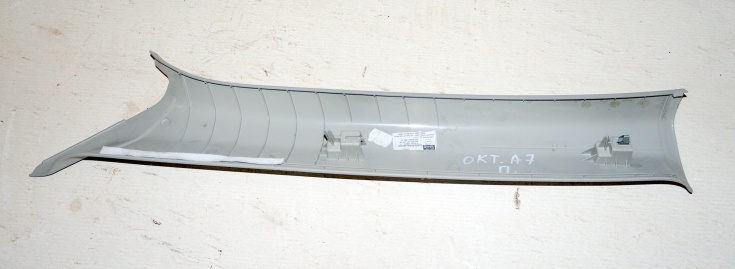 Накладка внутренняя передней стойки правая 5E0867234  для Шкода Октавия А7 /  Skoda Octavia А7 в Самаре