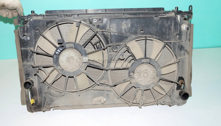 Радиатор охлаждения основной   для  Тойота Рав 4 / Toyota RAV 4 2006 г.в. - 2013 г.в. в Самаре