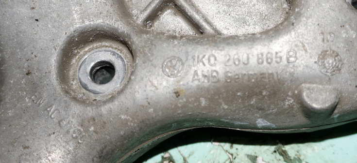 Кронштейн натяжителя ремня с роликом 1K0260885B для Фольксваген Джетта 6 / Volkswagen Jetta 6 в Самаре