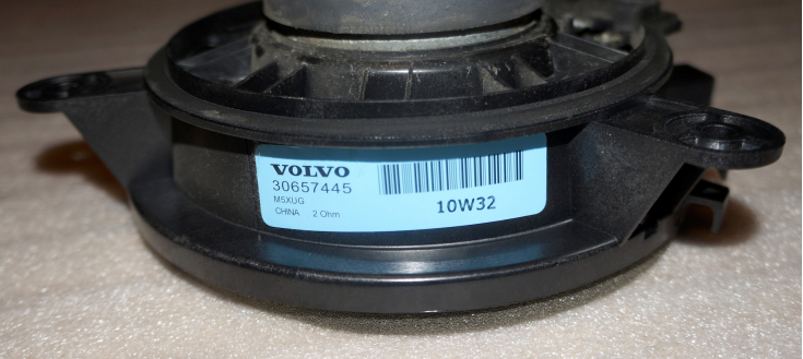 Динамик (колонки) задний правый для Вольво ХС60 / Volvo XC60 в Самаре