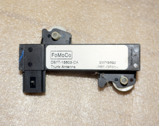 Усилитель антенный багажника DS7T15603CA для Форд Мондео 5 / Ford Mondeo 5 в Самаре
