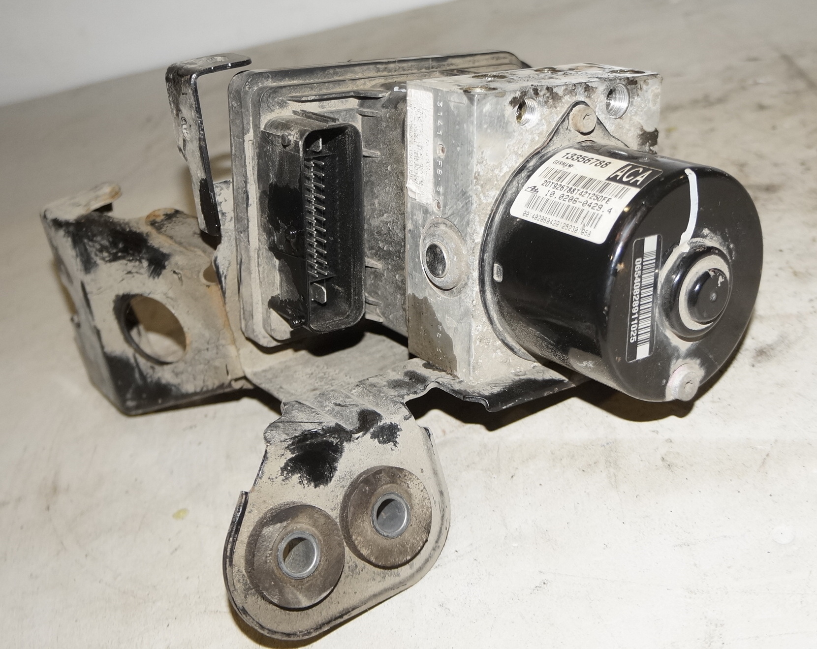 Блок ABS (насос) 13356788 для Шевроле Круз / Chevrolet Cruze 2009-2012 г.в. — изображение 3