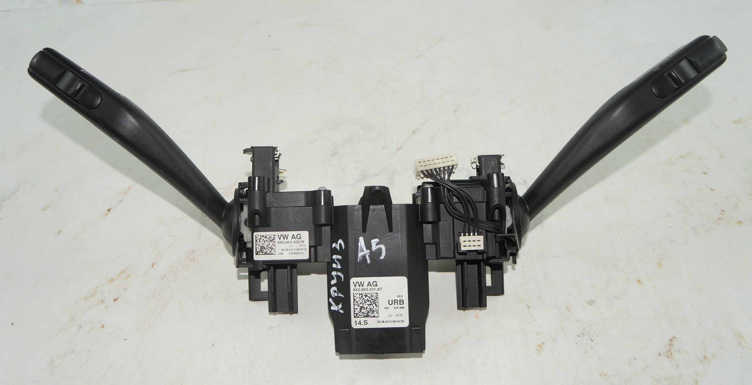Переключатель подрулевой блок в сборе 5K0953521AT для Шкода Октавия А5 / Skoda Octavia A5 2004 - 2013 г.в. — изображение 4
