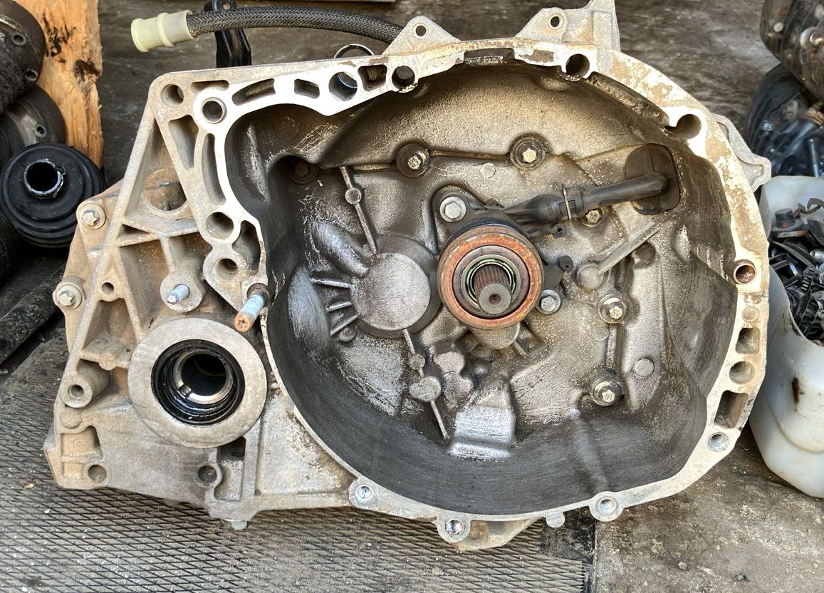 Коробка передач МКПП 5 ступ. 320102445R для Рено Сандеро / Renault Sandero 2 2013-2018 — изображение 3