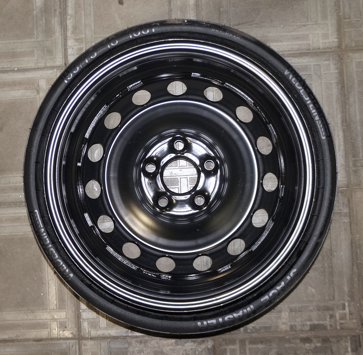 Колесо запасное докатка R18 195/75 106P ET53 ЦО 71,5 J6,5 VREDESTEIN SPACE MASTER для Порше Каен / Porsche Cayenne S 2 2010-2014 — изображение 7