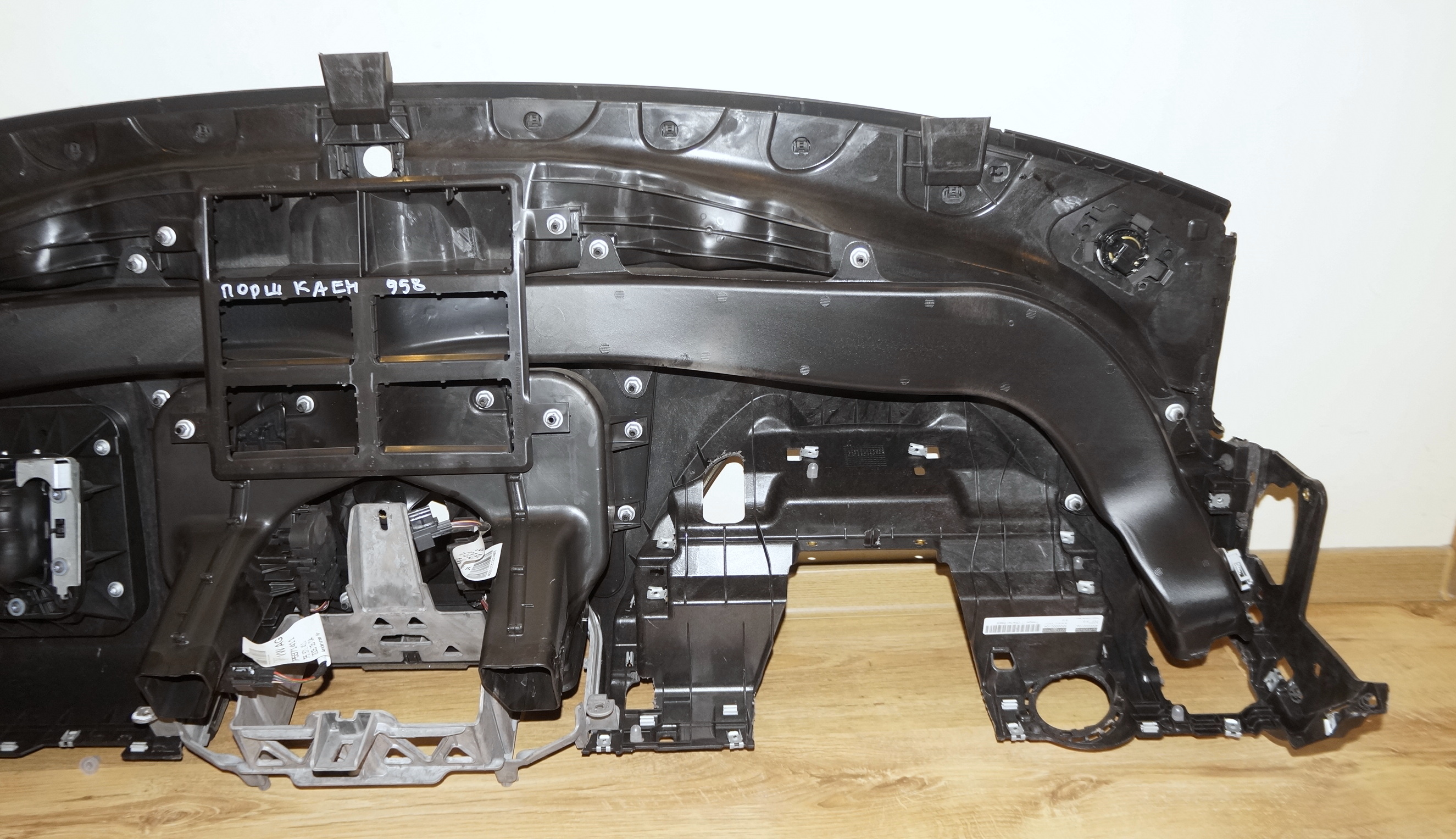 Торпедо с подушкой безопасности 7P5857003 для Порше Каен / Porsche Cayenne S 2 2010-2014 — изображение 8