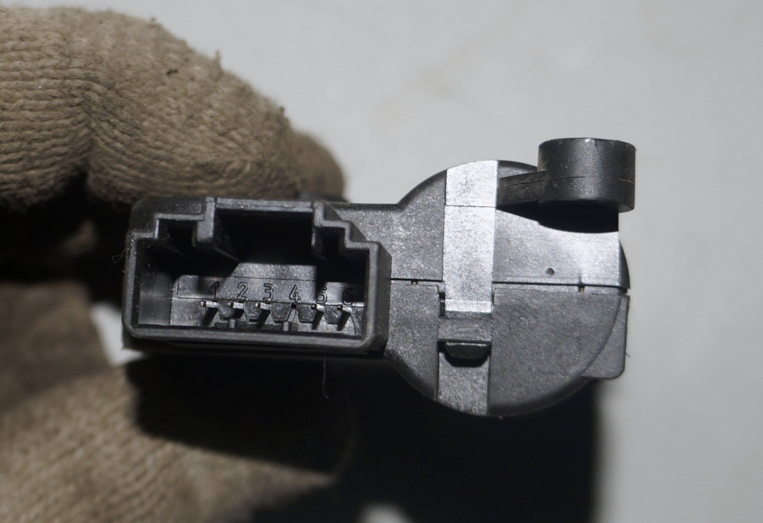 Активатор заслонки печки 3C0907511Q для Фольксваген Джетта 6 / Volkswagen Jetta 6 2011 - 2018 г.в. — изображение 4