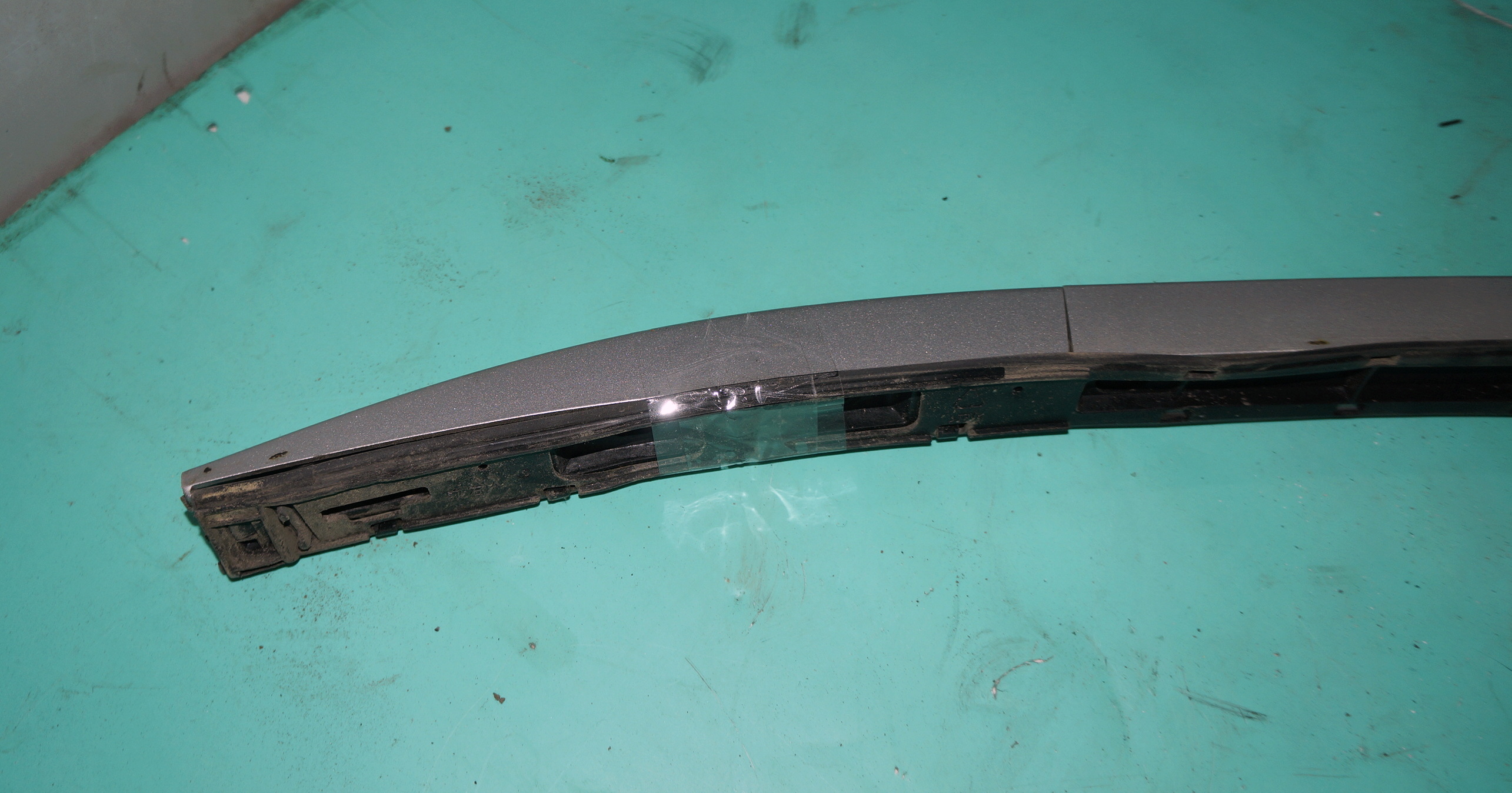 Рейлинг на крышу правый SX11514025 для Джили Кулрэй / Geely Coolray 2019—2024 — изображение 3