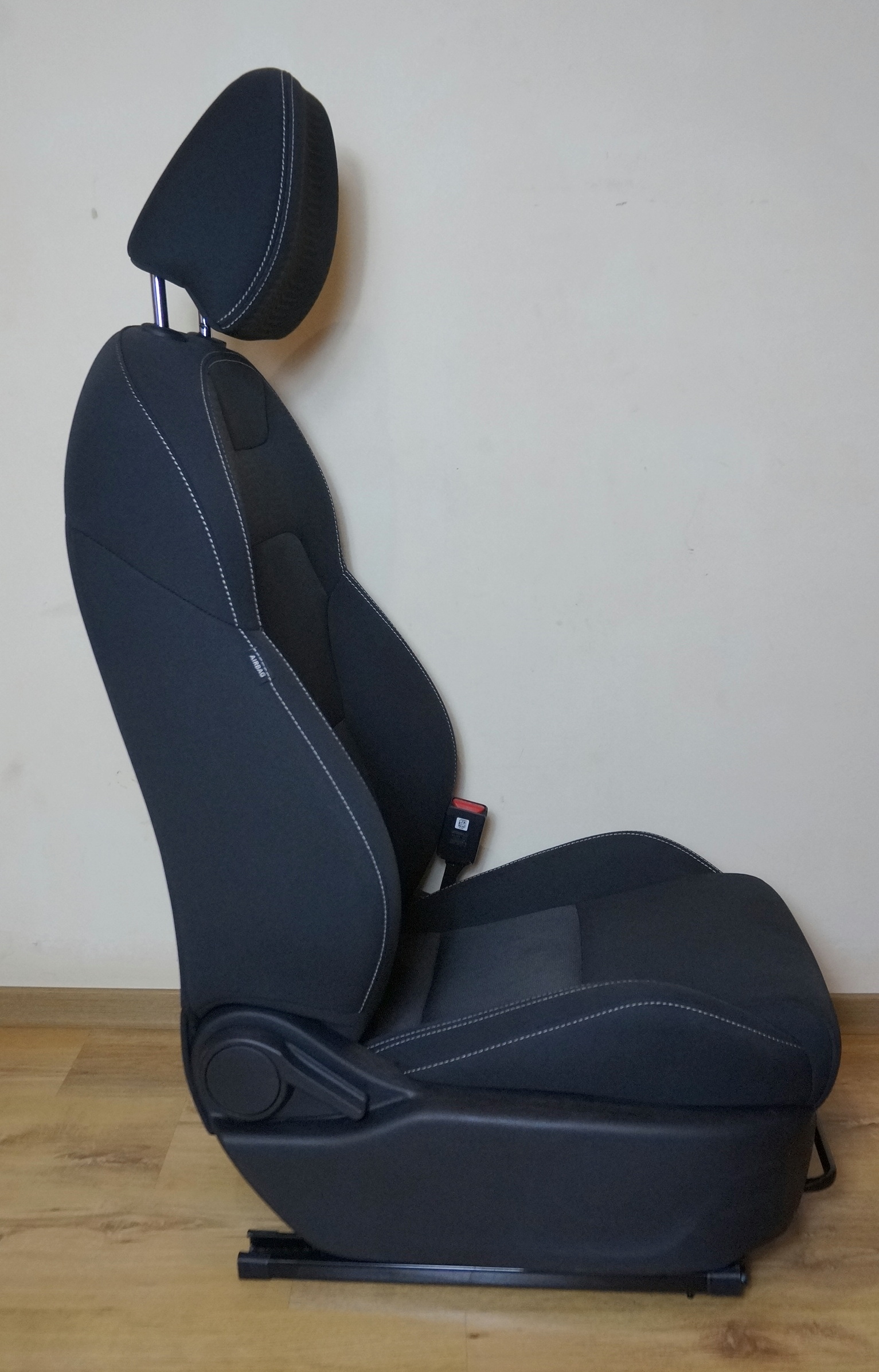 Сиденья КОМПЛЕКТ передние и задние 8894910327 для Джили Кулрэй / Geely Coolray 2019—2024 — изображение 27