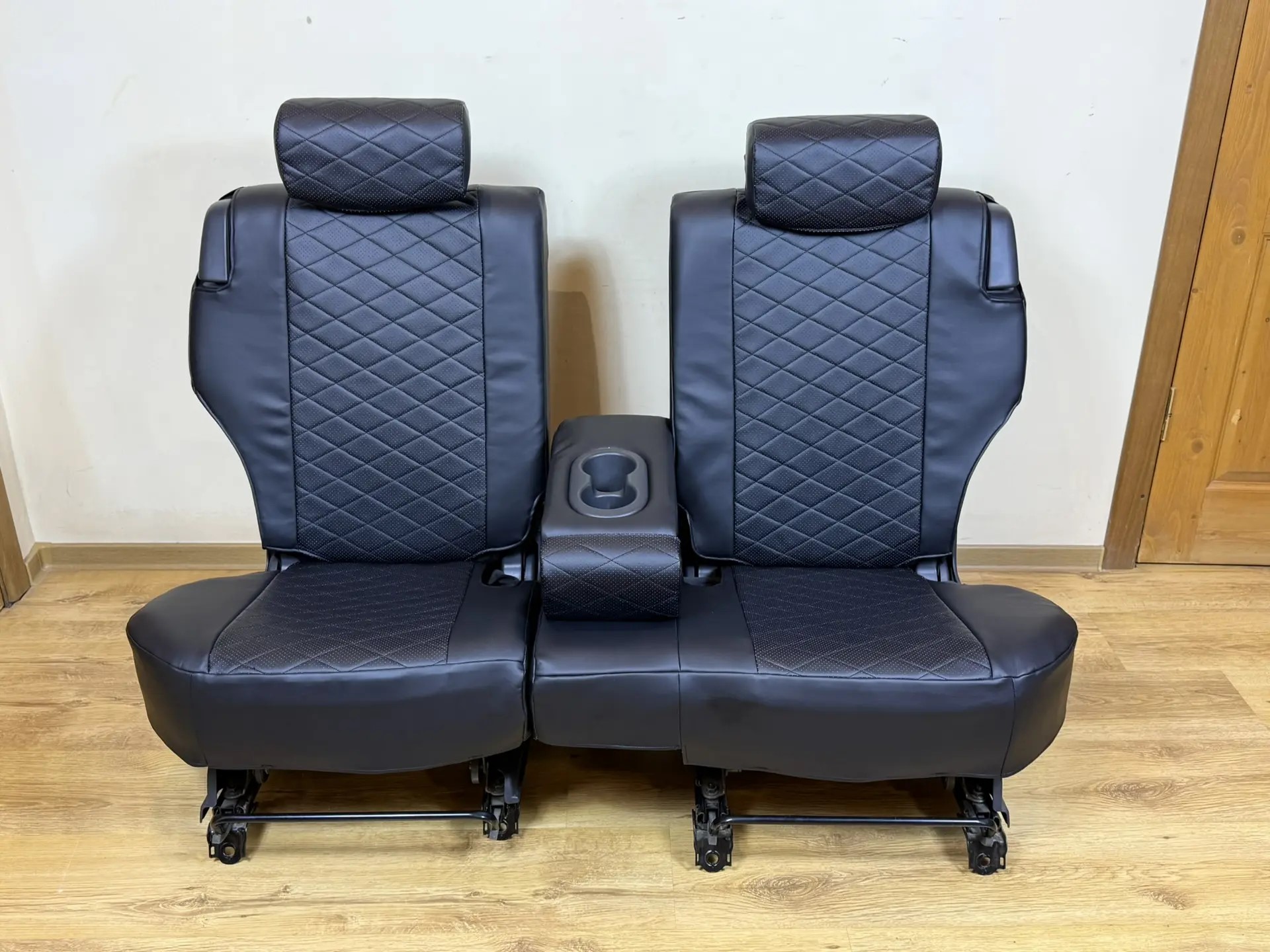 Комплект авто чехлов для тойота рав 4 toyota rav 4 2006 2013 г.в (5)