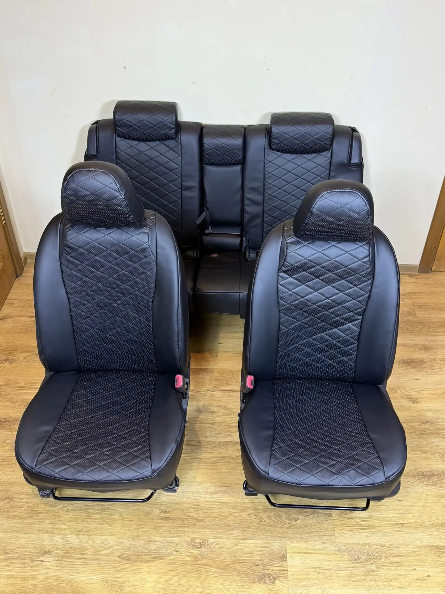 Комплект авто чехлов для тойота рав 4 toyota rav 4 2006 2013 г.в (7)
