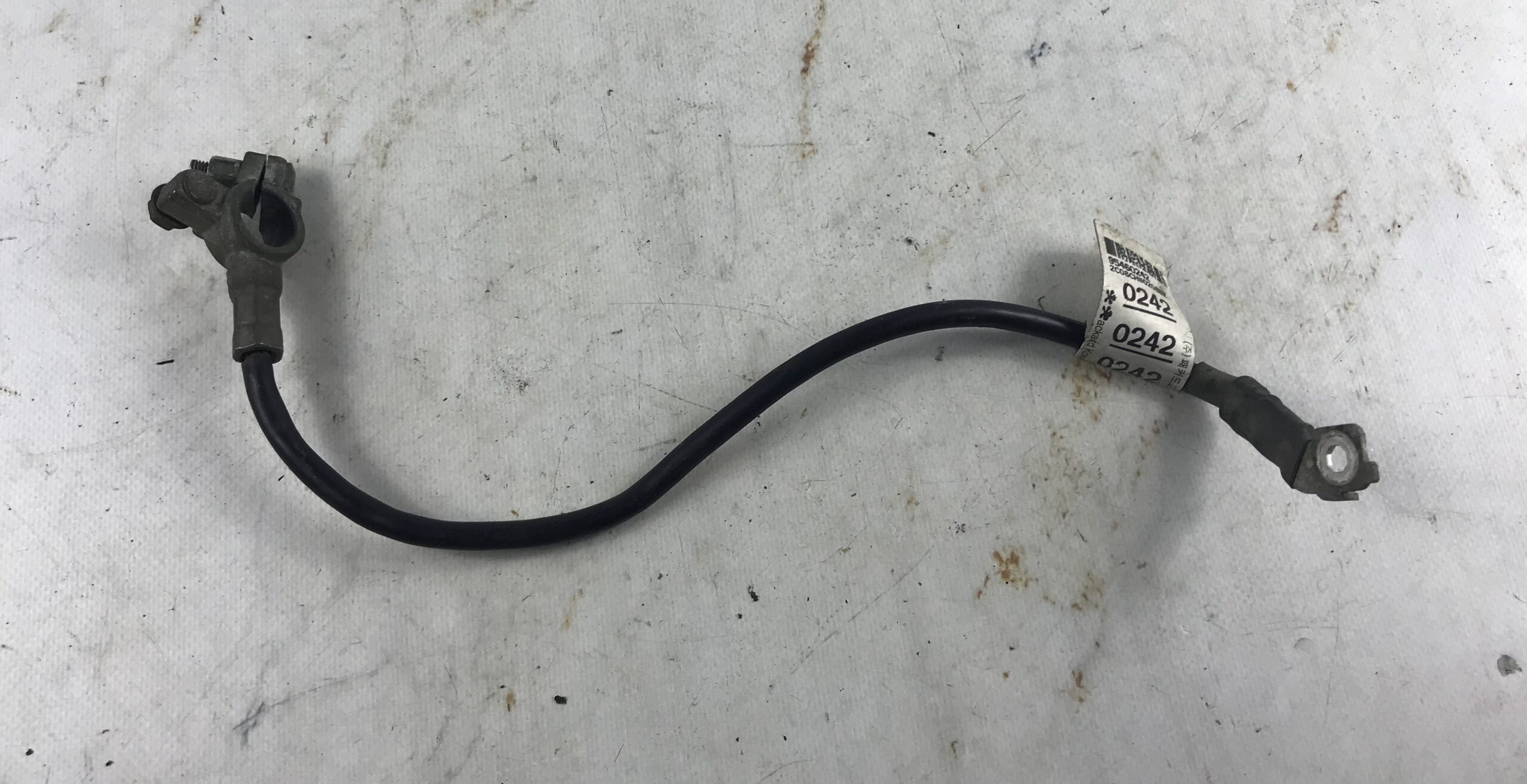 Клемма аккумулятора минус шевроле круз 16904058 (1)