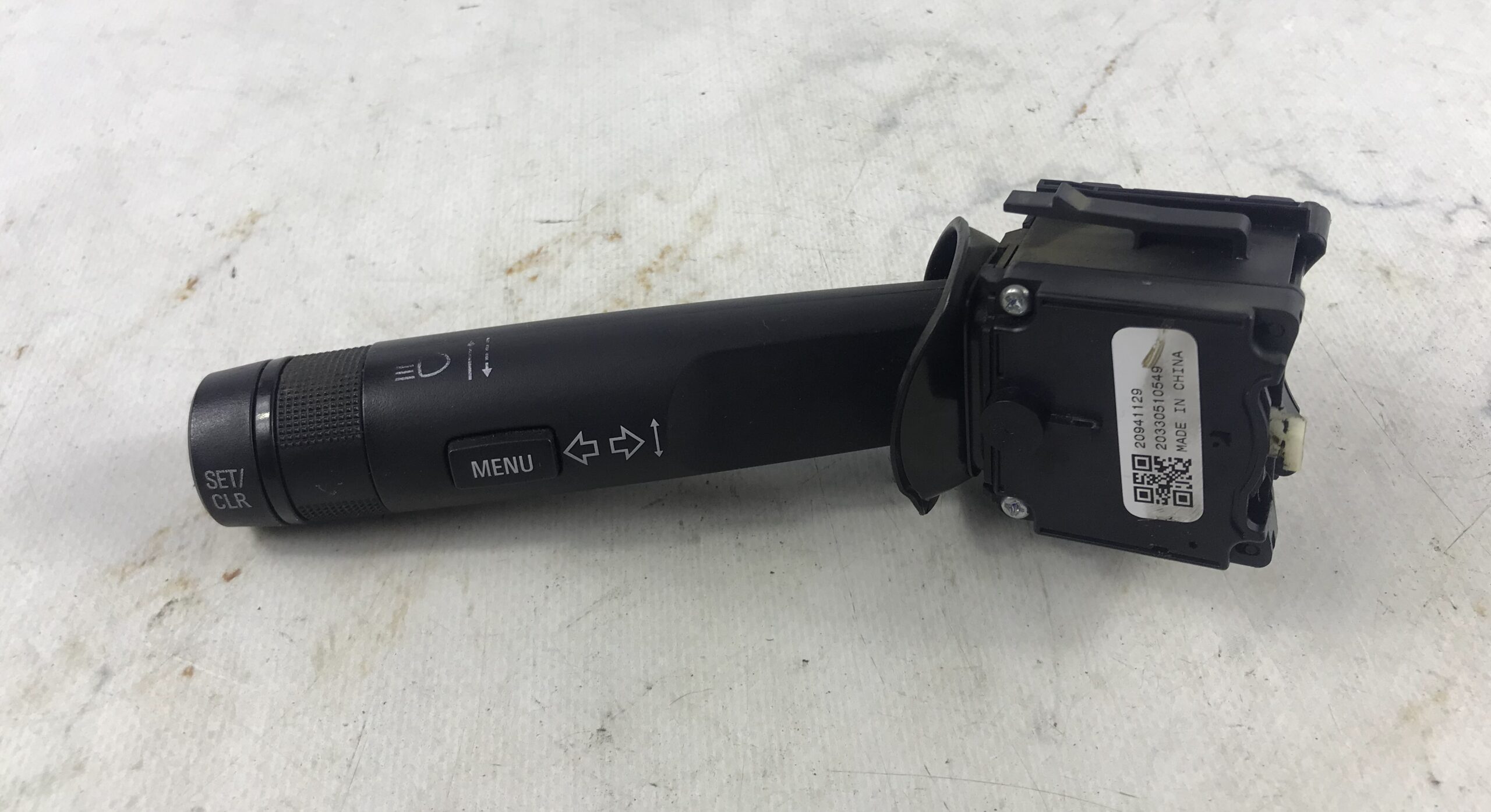 Переключатель подрулевой света и поворотов шевроле круз 16904127 (1)