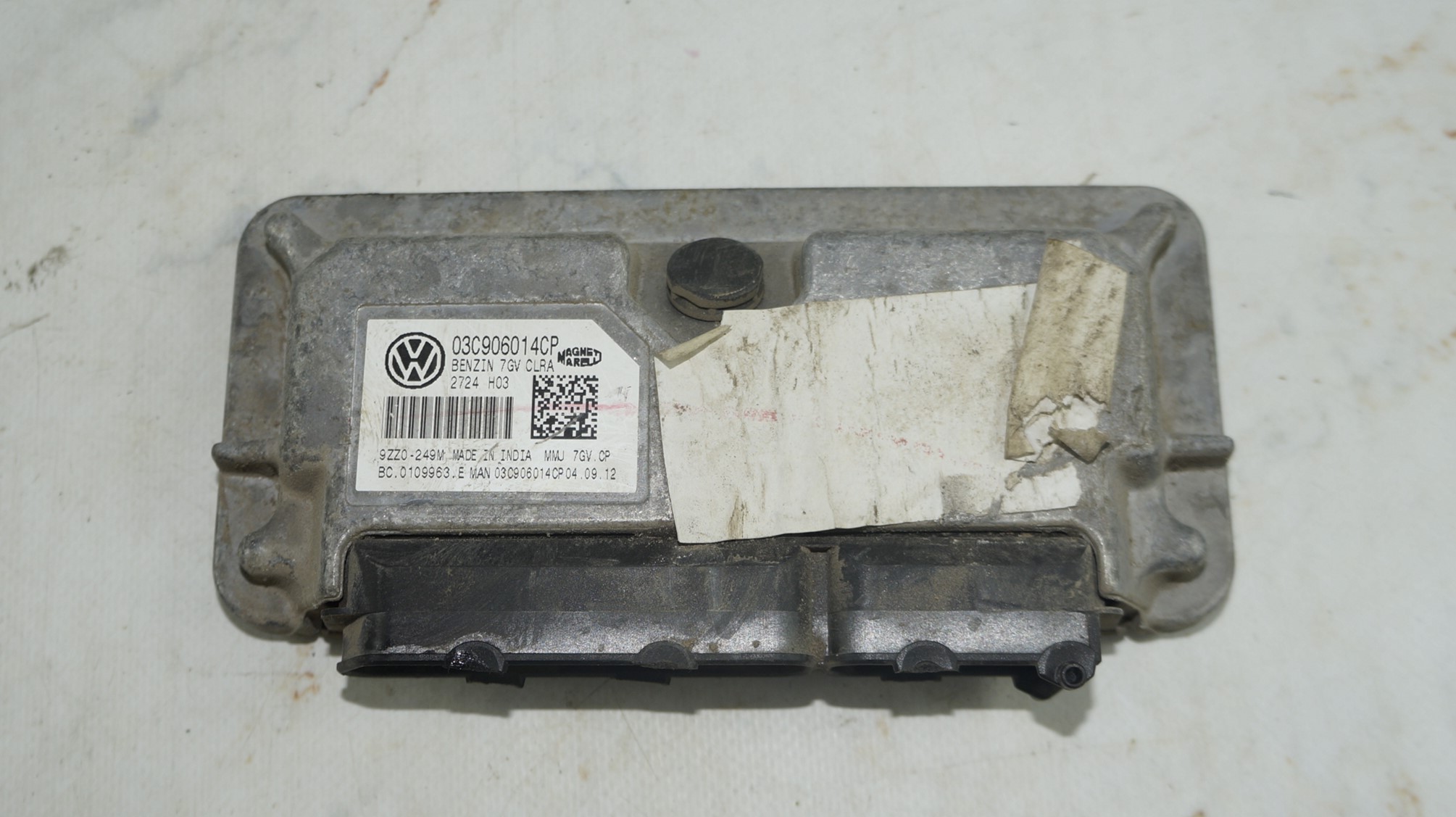 Блок управления двигателем (эбу двигателя) vw jetta 6 17217017 (1)