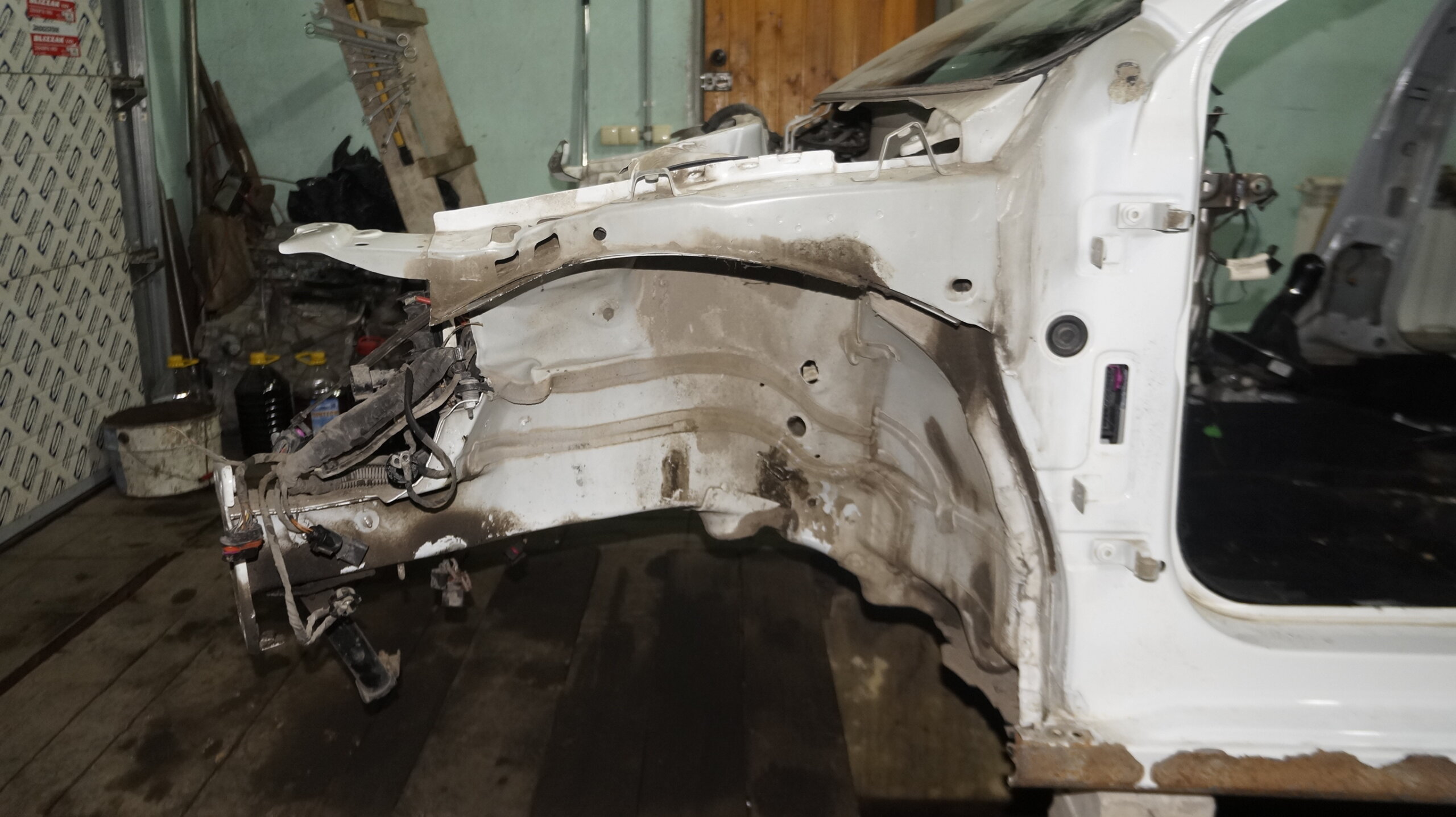 В разборе авто фольксваген джетта 6 17217001 (17)