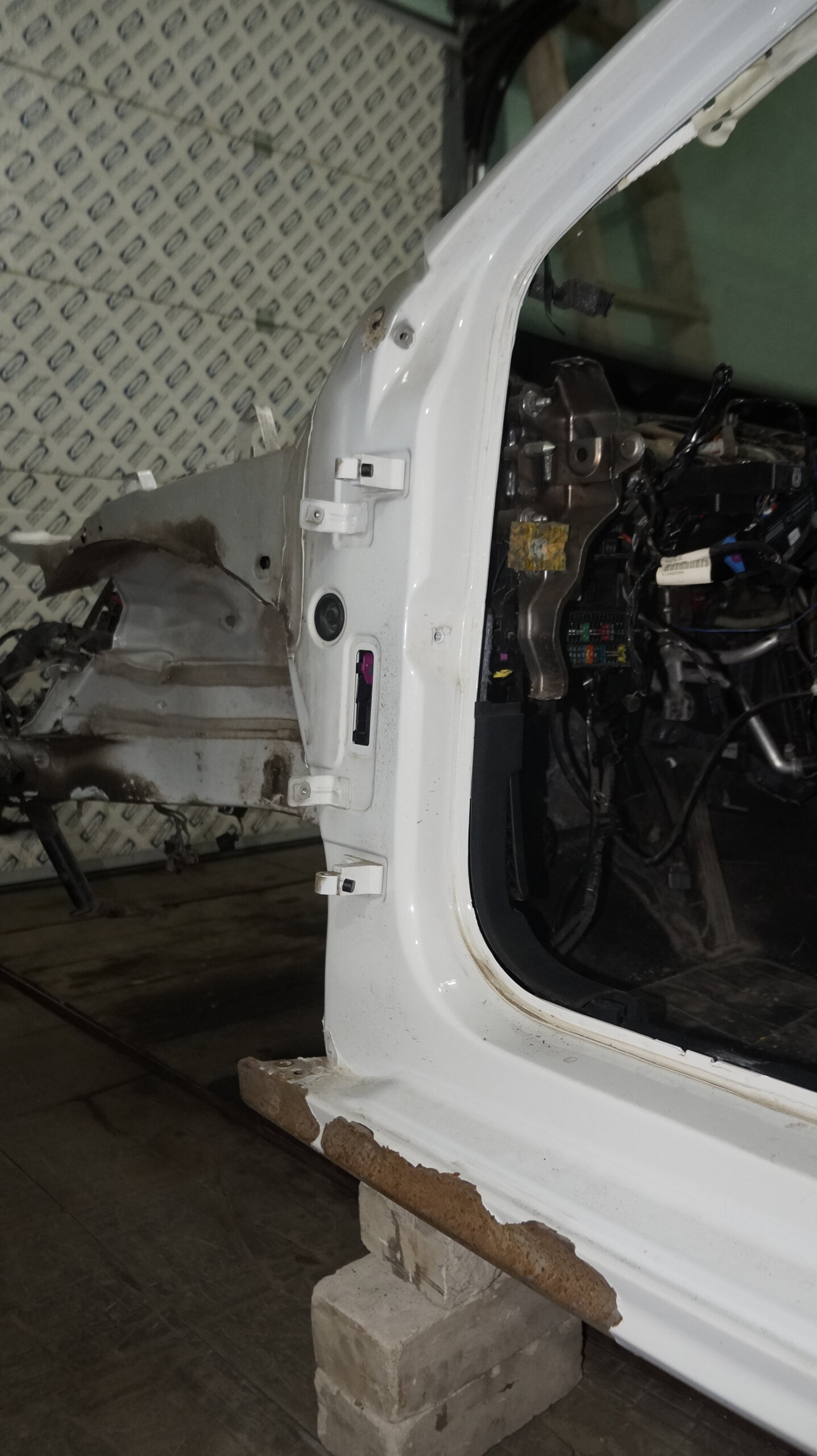 В разборе авто фольксваген джетта 6 17217001 (19)