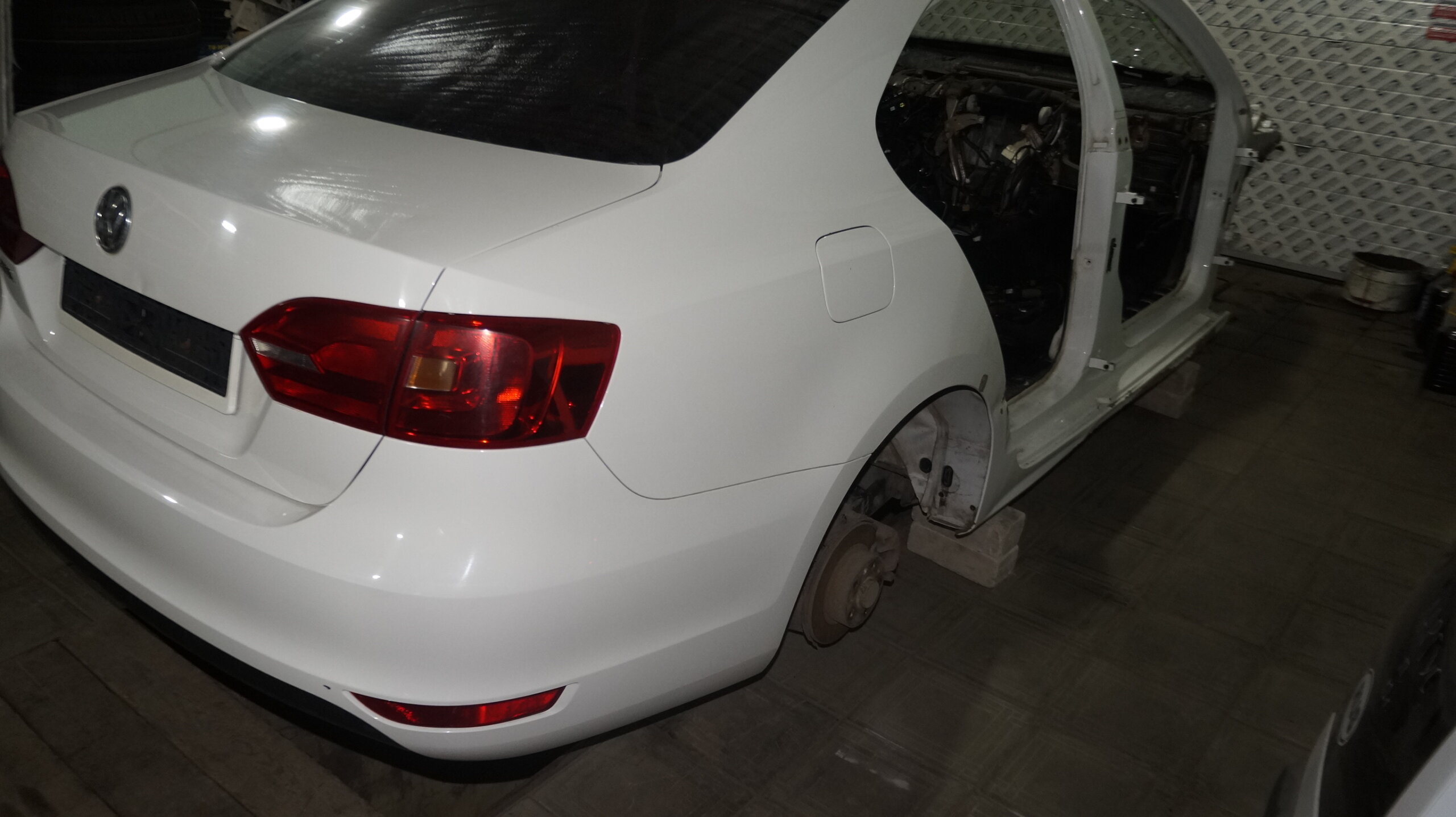 В разборе авто фольксваген джетта 6 17217001 (8)