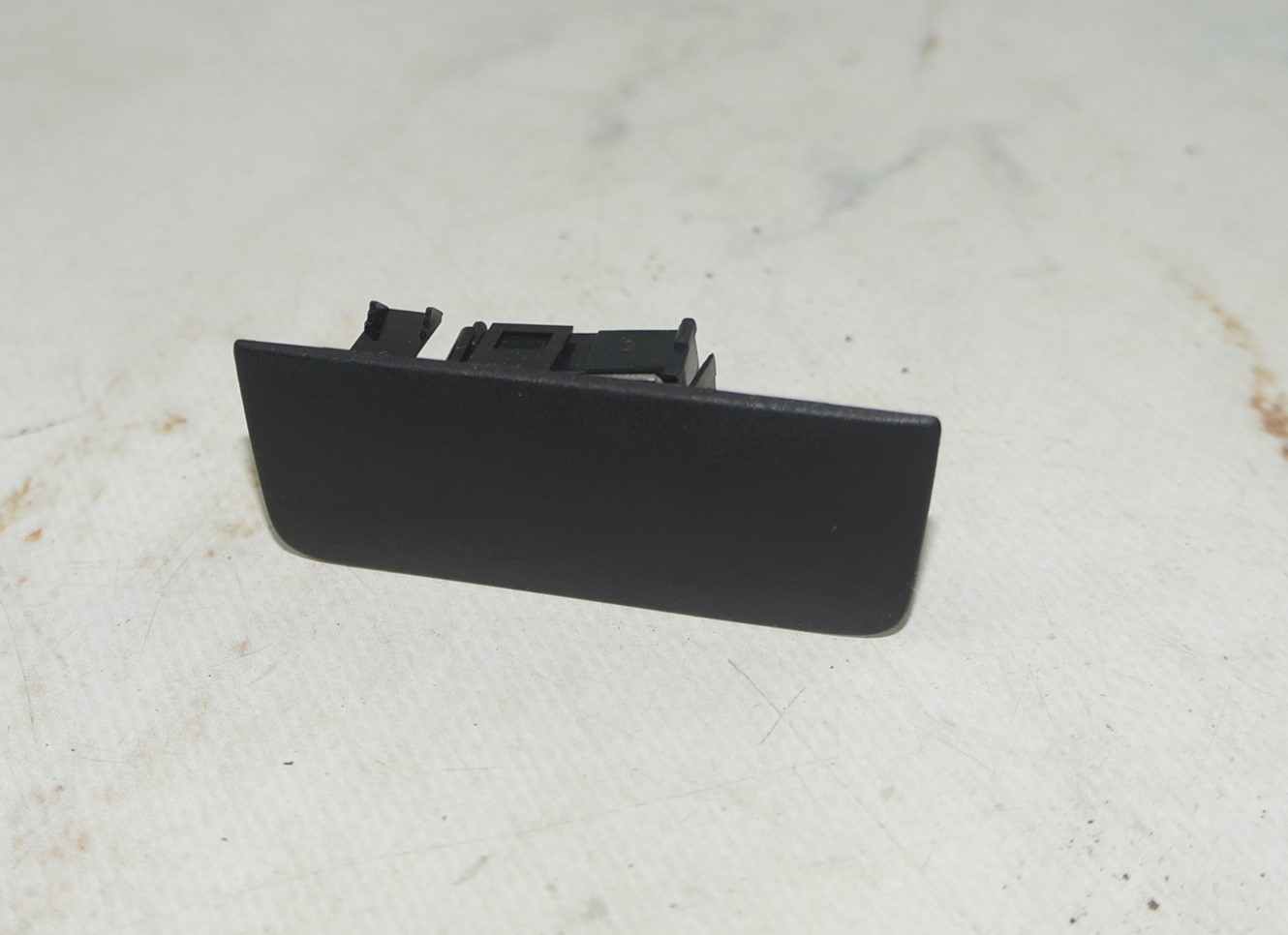Датчик солнечной активности vw jetta 6 17217028 (1)
