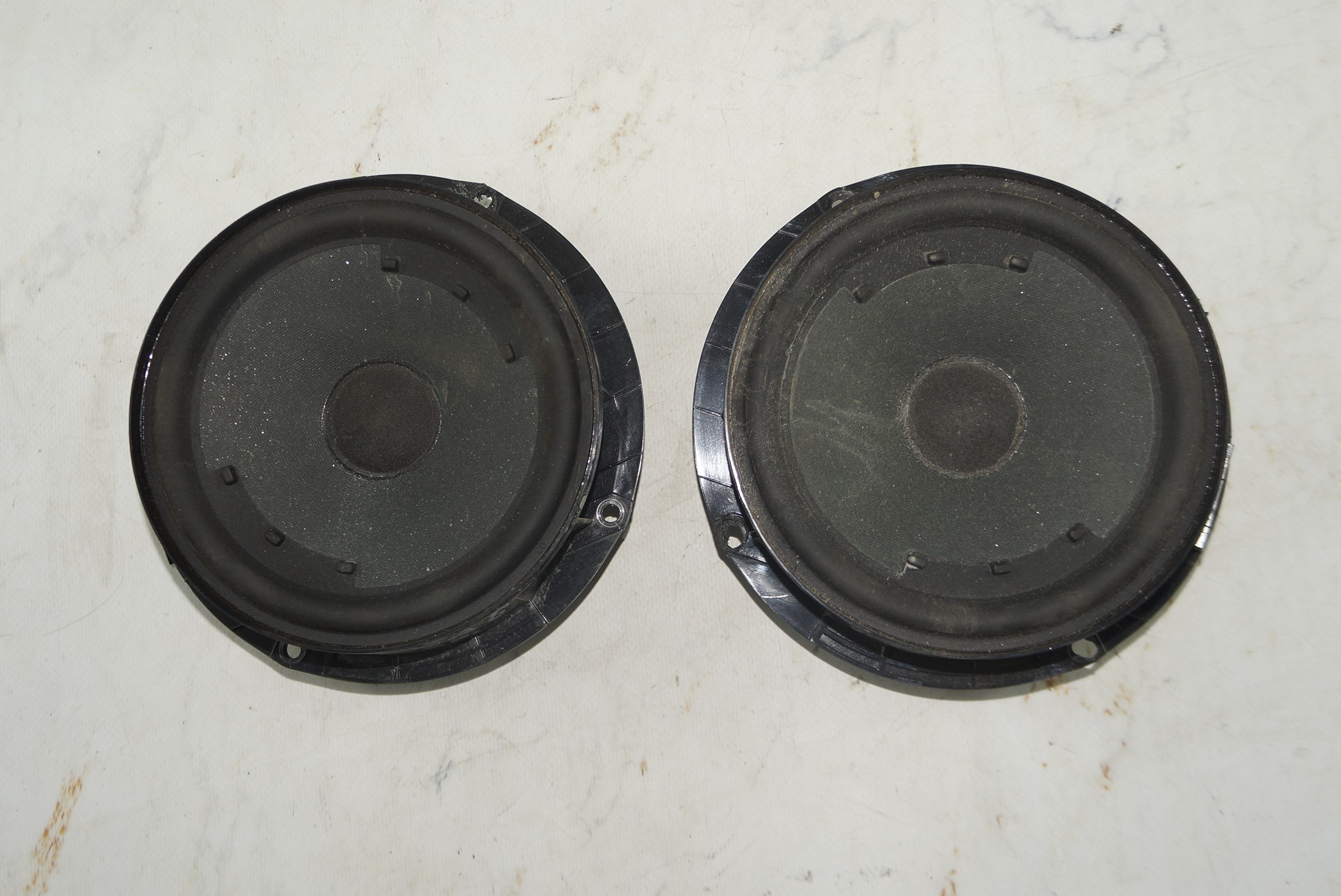 Динамик двери передний vw jetta 6 17217036 (1)