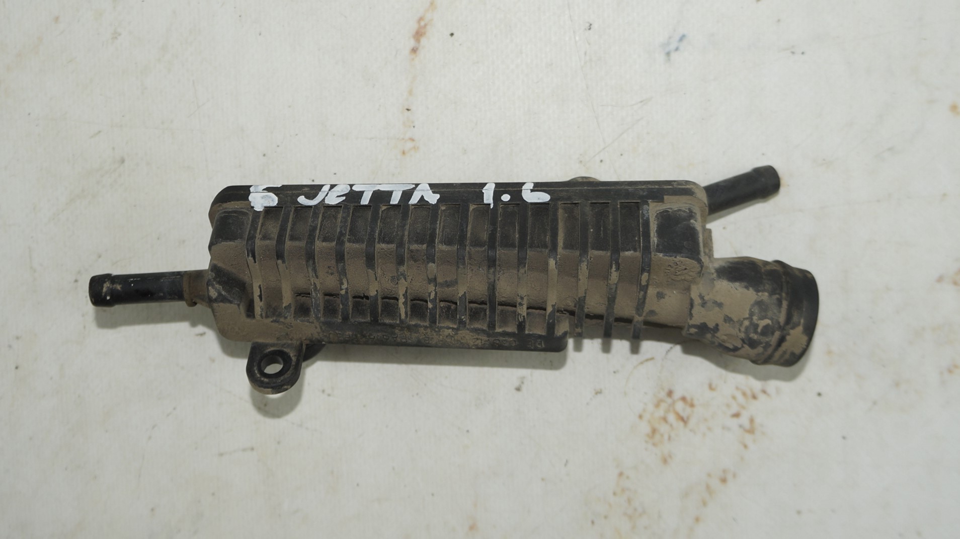 Клапан впускного коллектора vw jetta 6 17217049 (1)