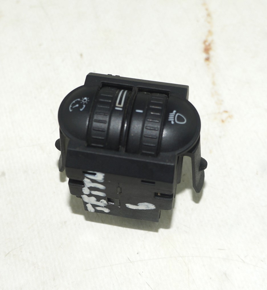 Кнопка регулировки корректора фар vw jetta 6 17217054 (1)