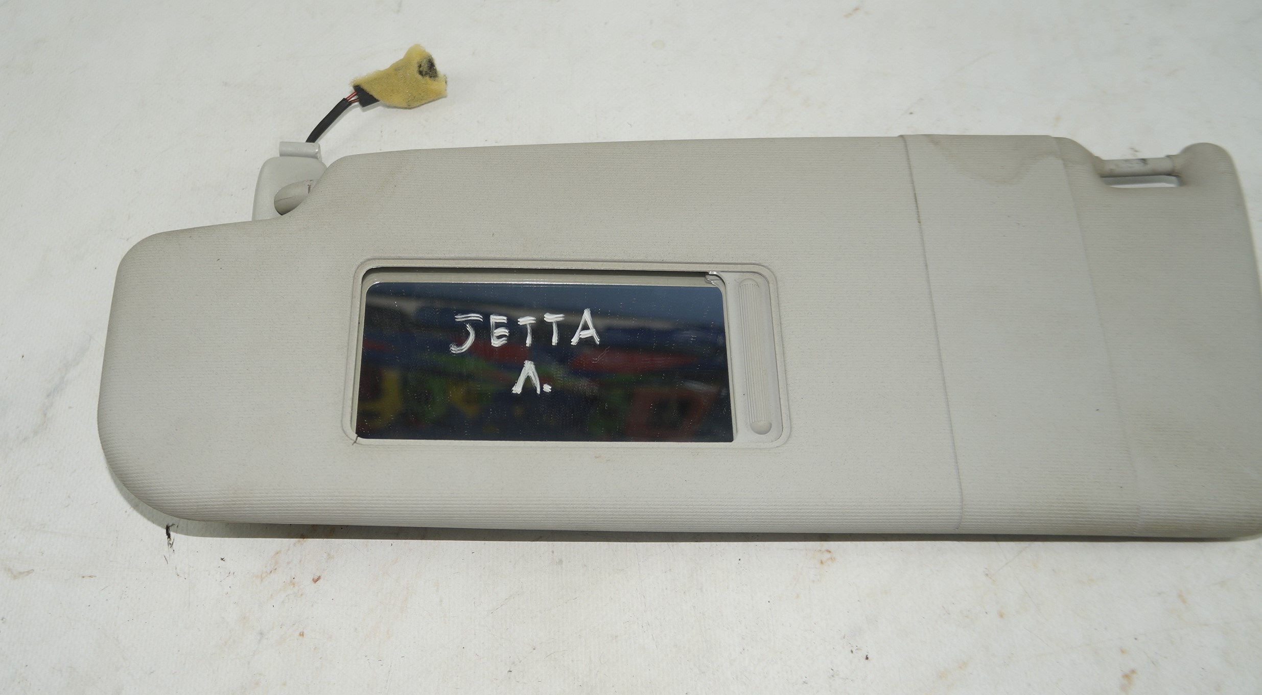 Козырек солнцезащитный vw jetta 6 17217056 (3)