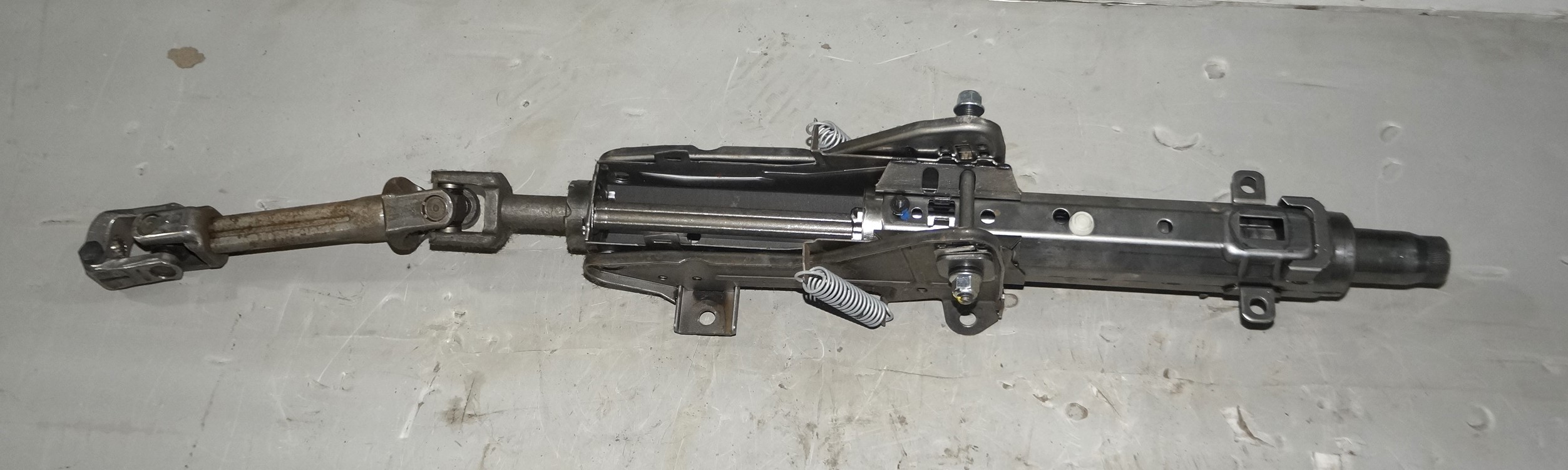 Колонка рулевая vw jetta 6 17217058 (1)