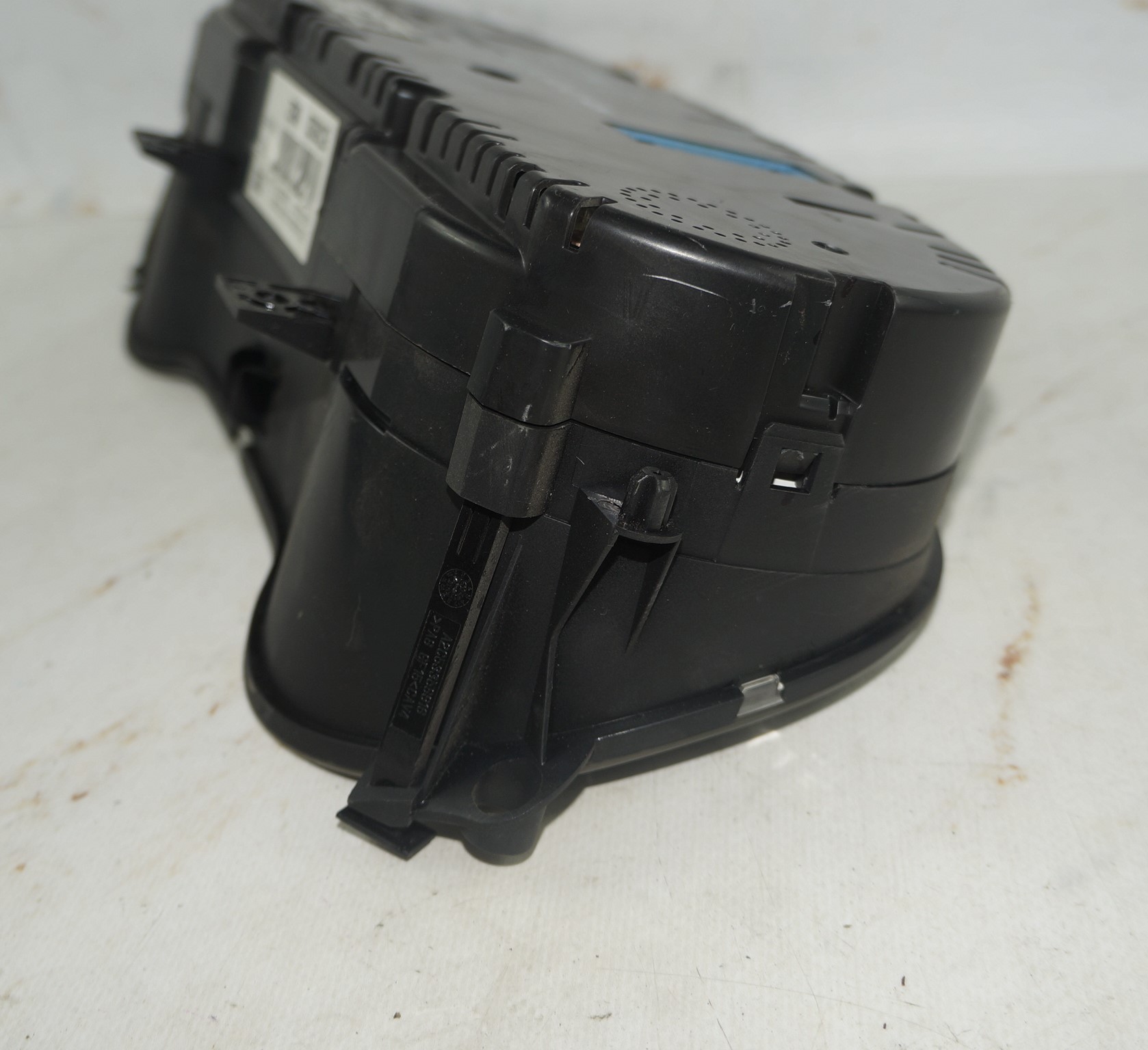 Панель приборов vw jetta 6 17217106 (4)