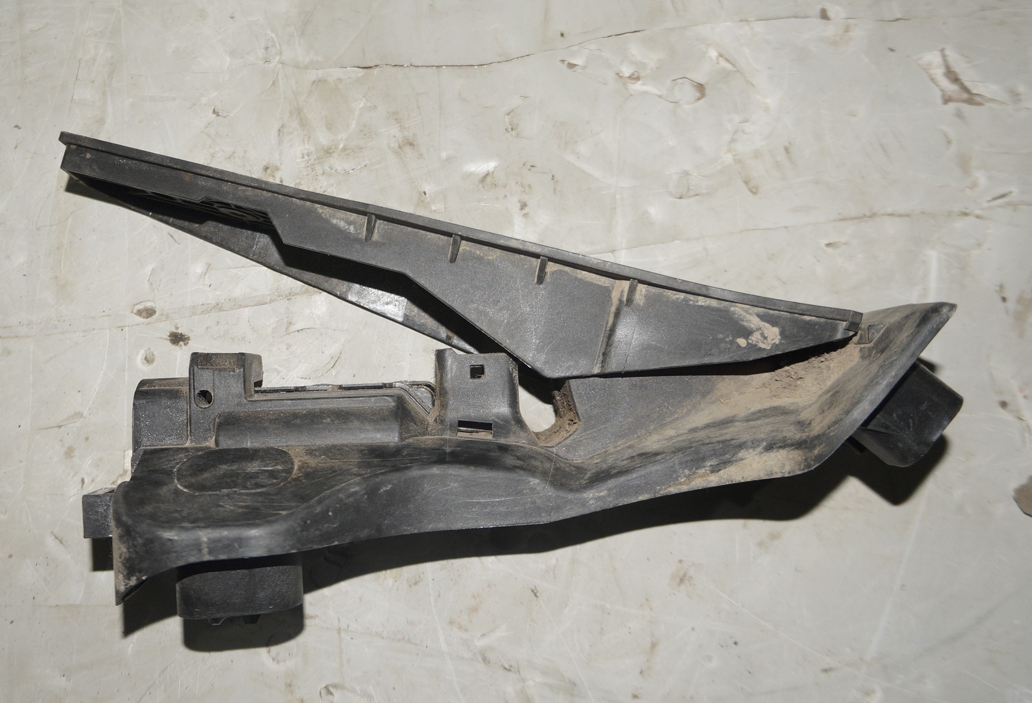 Педаль газа vw jetta 6 17217107 (2)