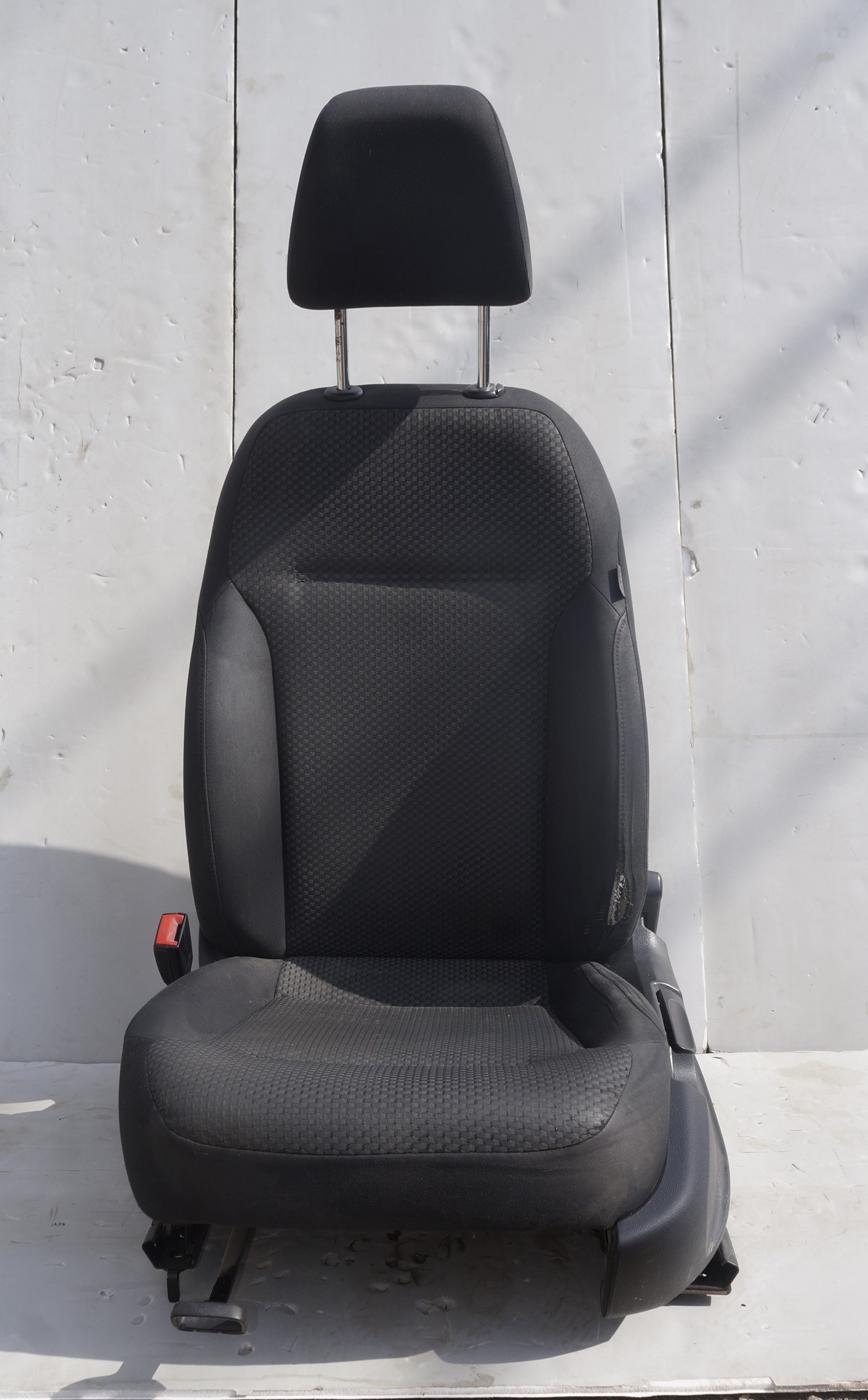 Сиденья передние пара vw jetta 6 17217143 (1)