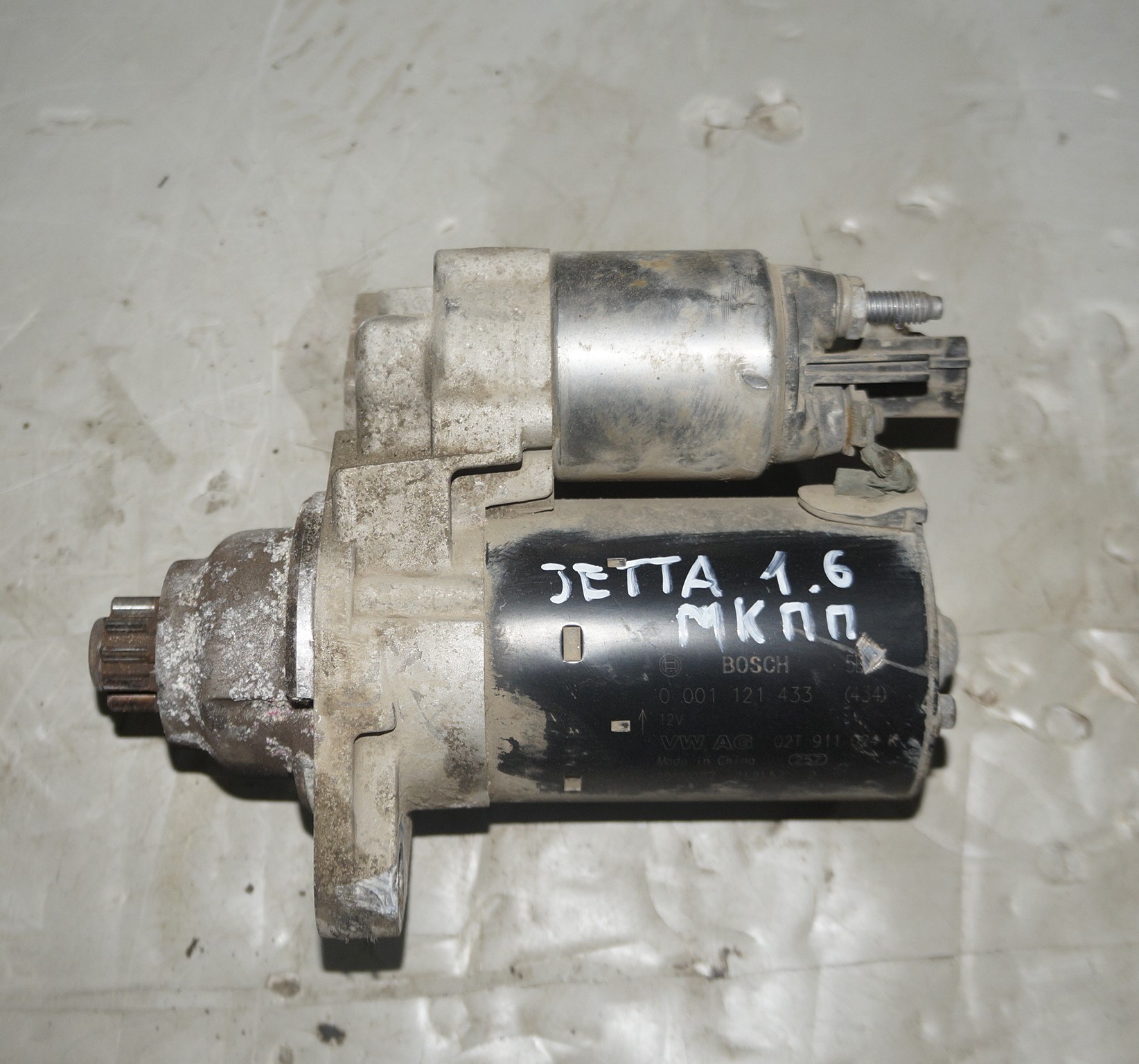 Стартер vw jetta 6 17217145 (1)