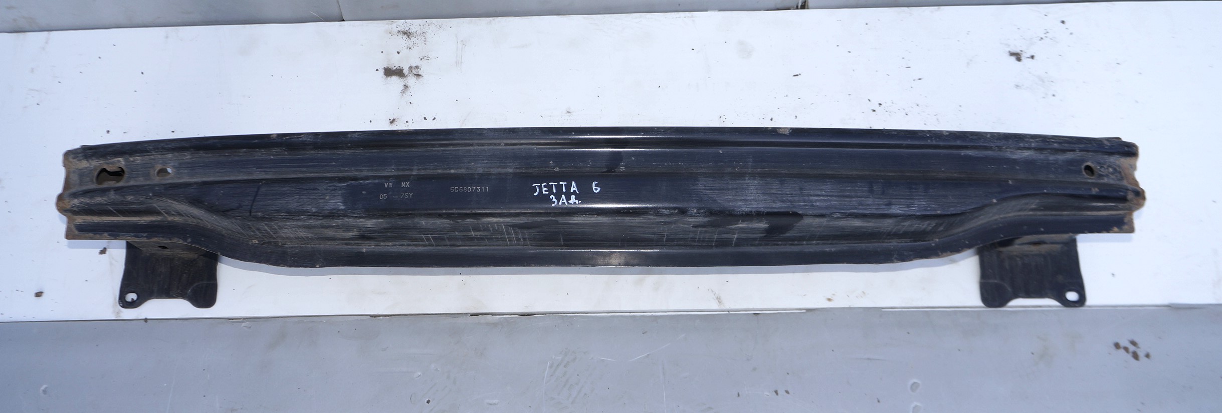 Усилитель заднего бампера vw jetta 6 17217170 (1)