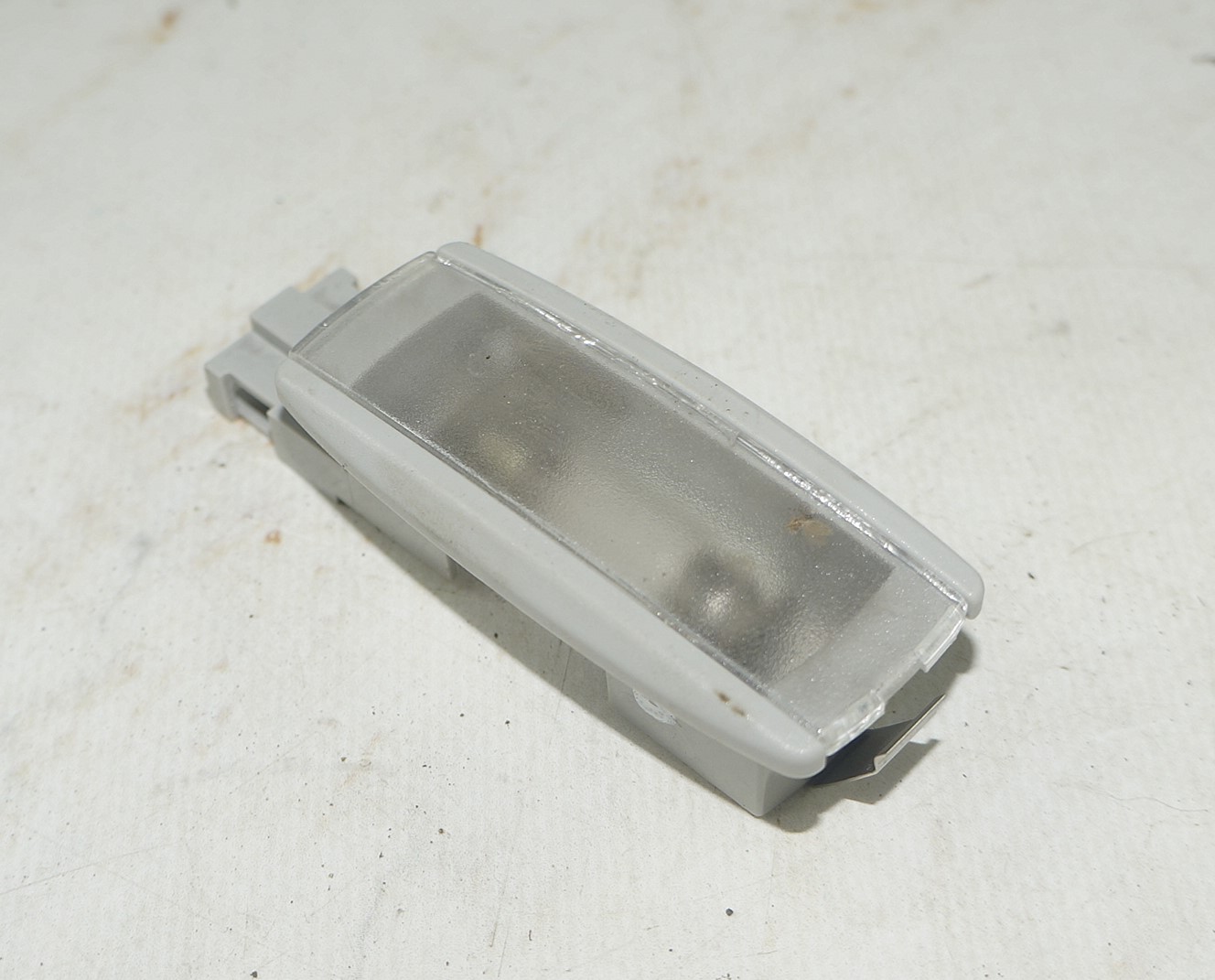 Фонарь подсветки козырька vw jetta 6 17217176 (4)