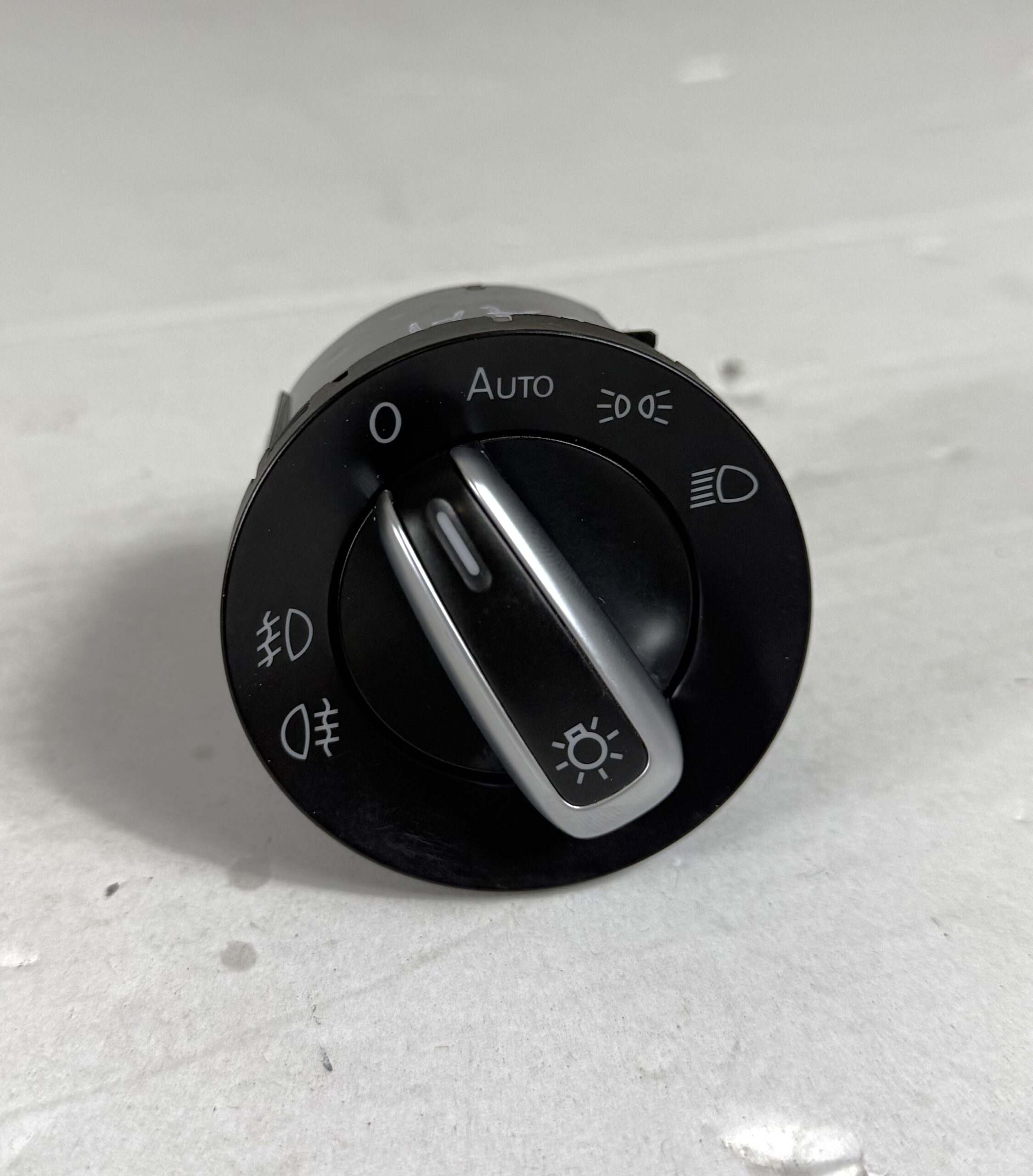 Блок управления светом с птф vw tiguan i 2007 2011 17102028 (1)