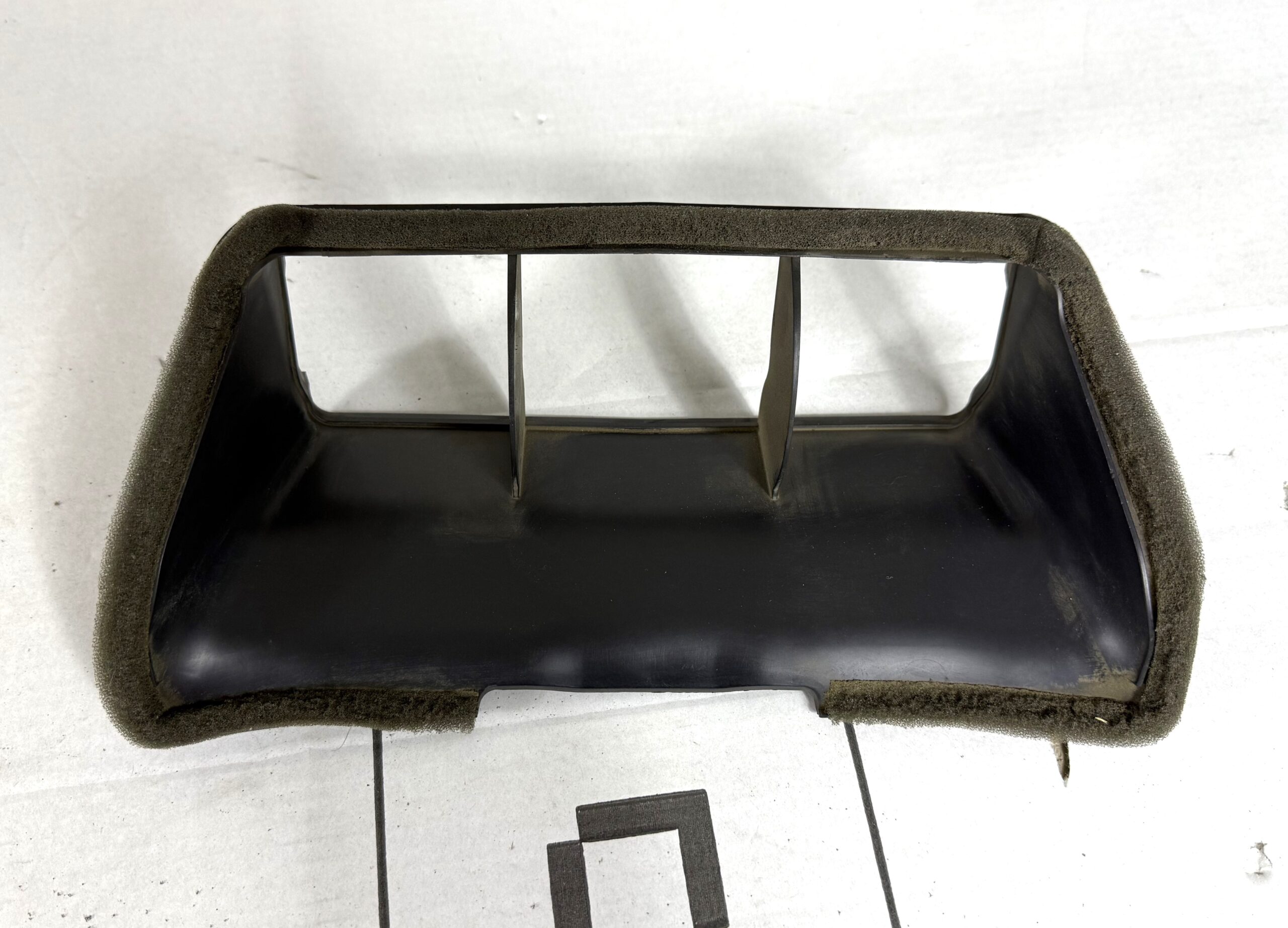 Воздуховод печки vw tiguan i 2007 2011 17102039 (1)