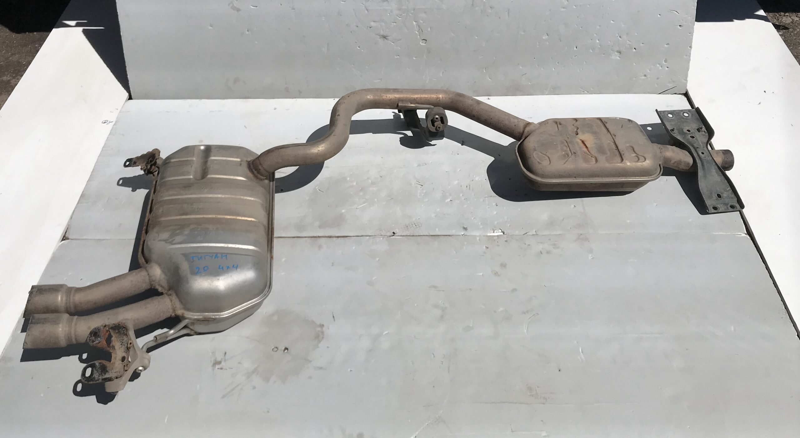 Глушитель основной как на фото vw tiguan i 2007 2011 17102043 (1)