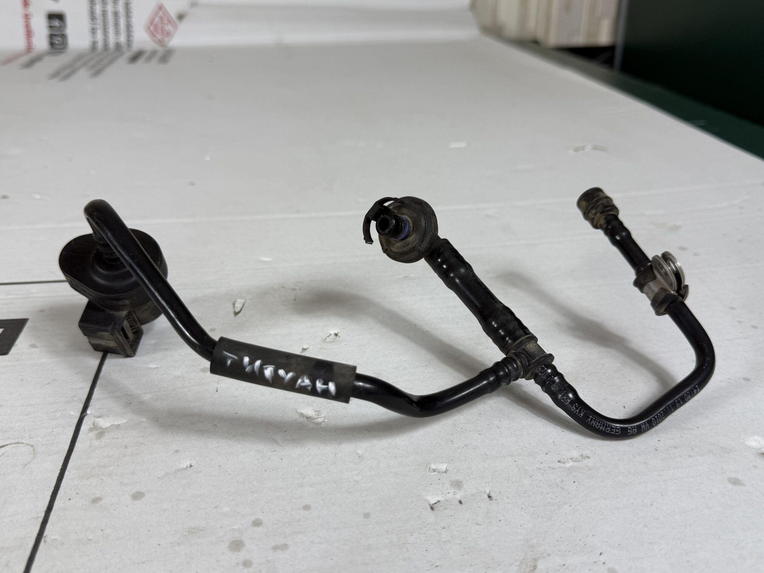 Клапан абсорбера в сборе vw tiguan i 2007 2011 17102088 (1)