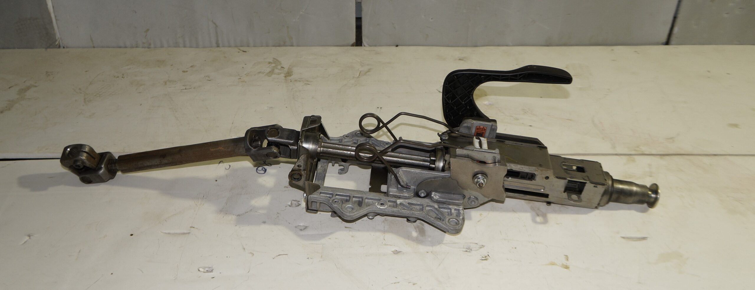 Колонка рулевая vw tiguan i 2007 2011 17102102 (2)