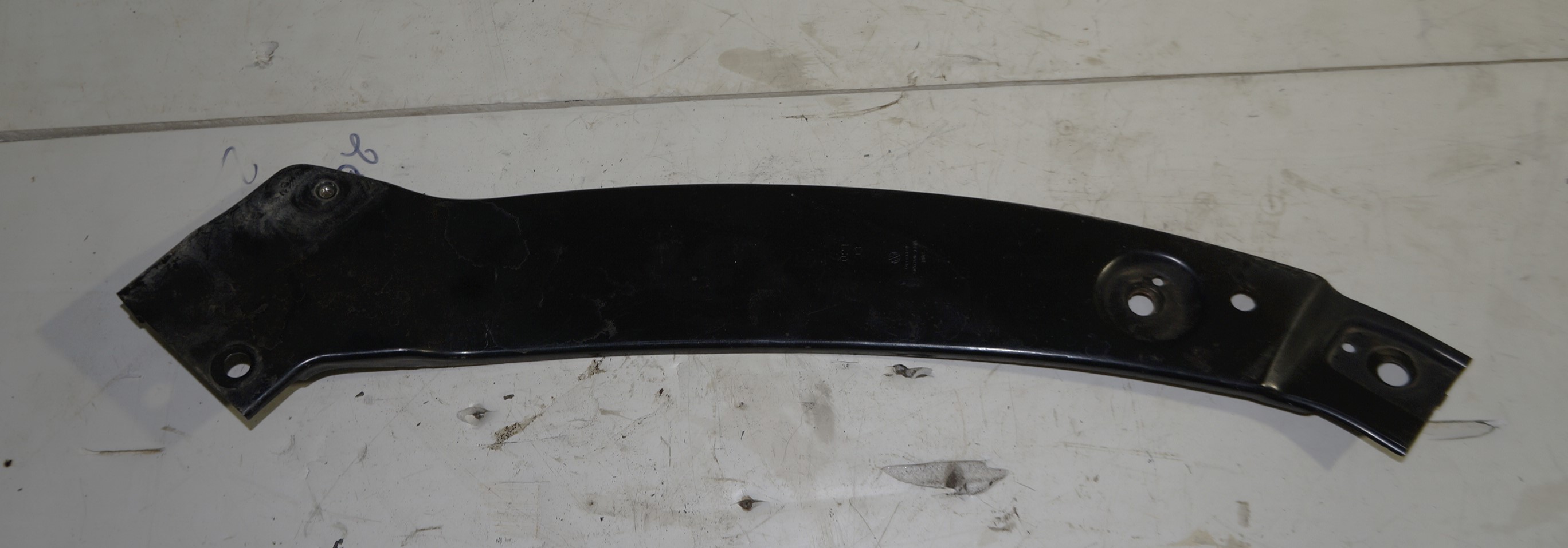 Кронштейн крепления фар правое vw tiguan i 2007 2011 17102123 (2)