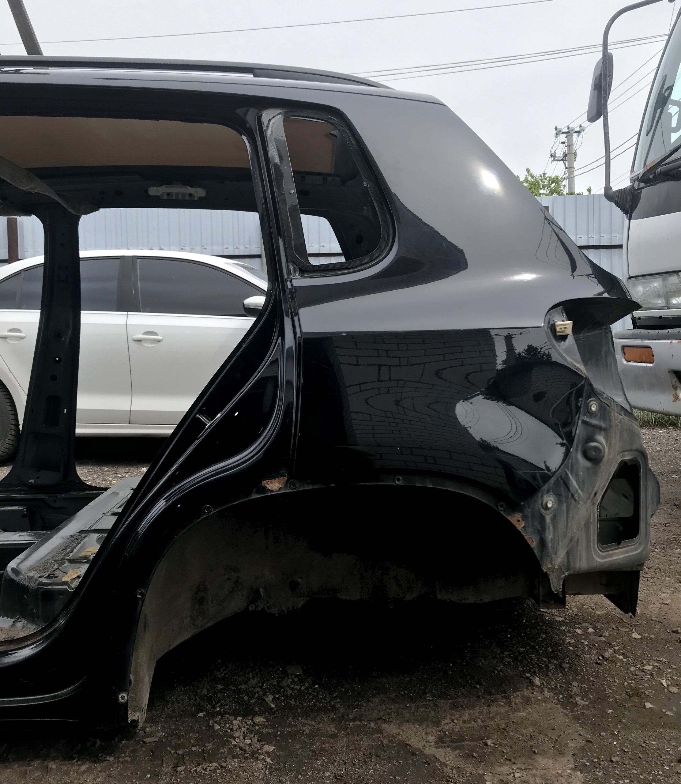 Крыло заднее левое с аркой vw tiguan i 2007 2011 17102124