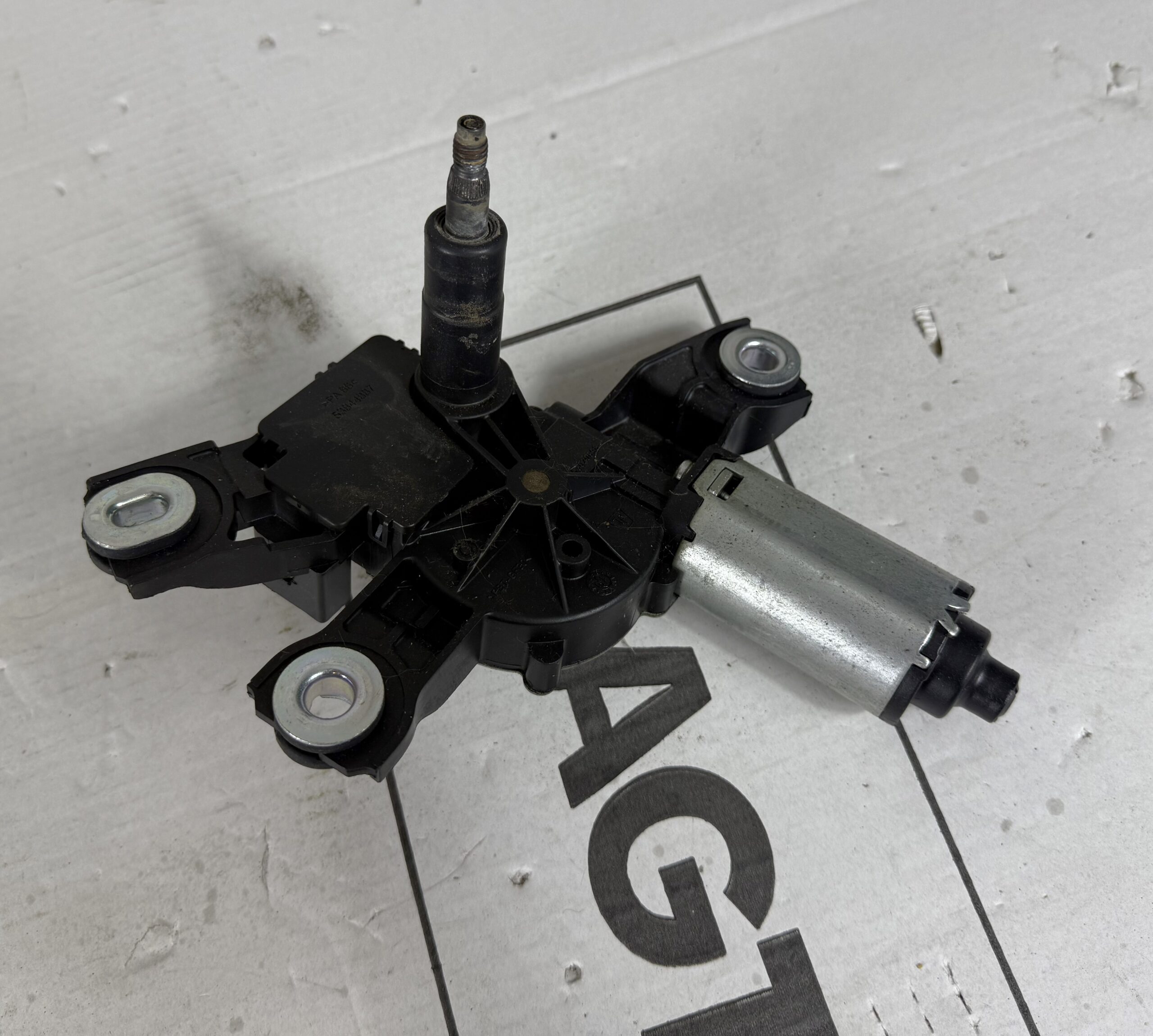 Моторчик стеклоочистителя задний vw tiguan i 2007 2011 17102147 (1)