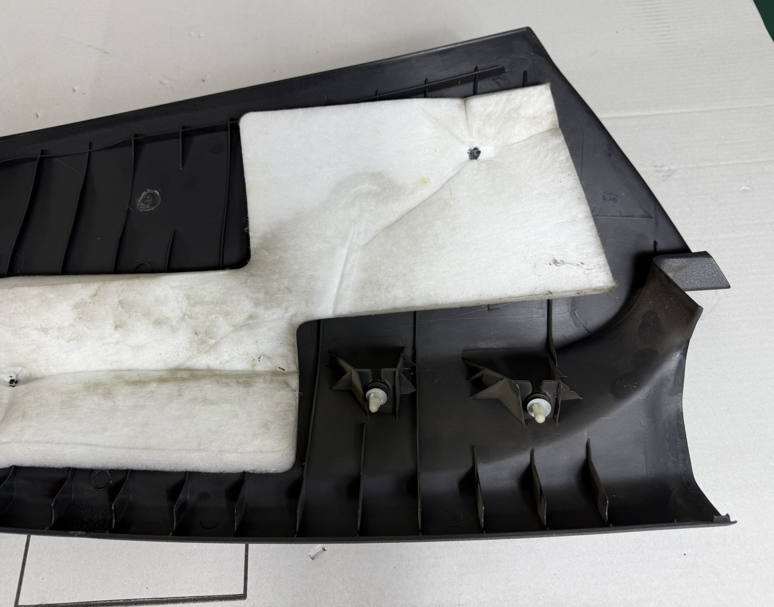 Накладка внутренняя арки крыла левая vw tiguan i 2007 2011 17102149 (5)