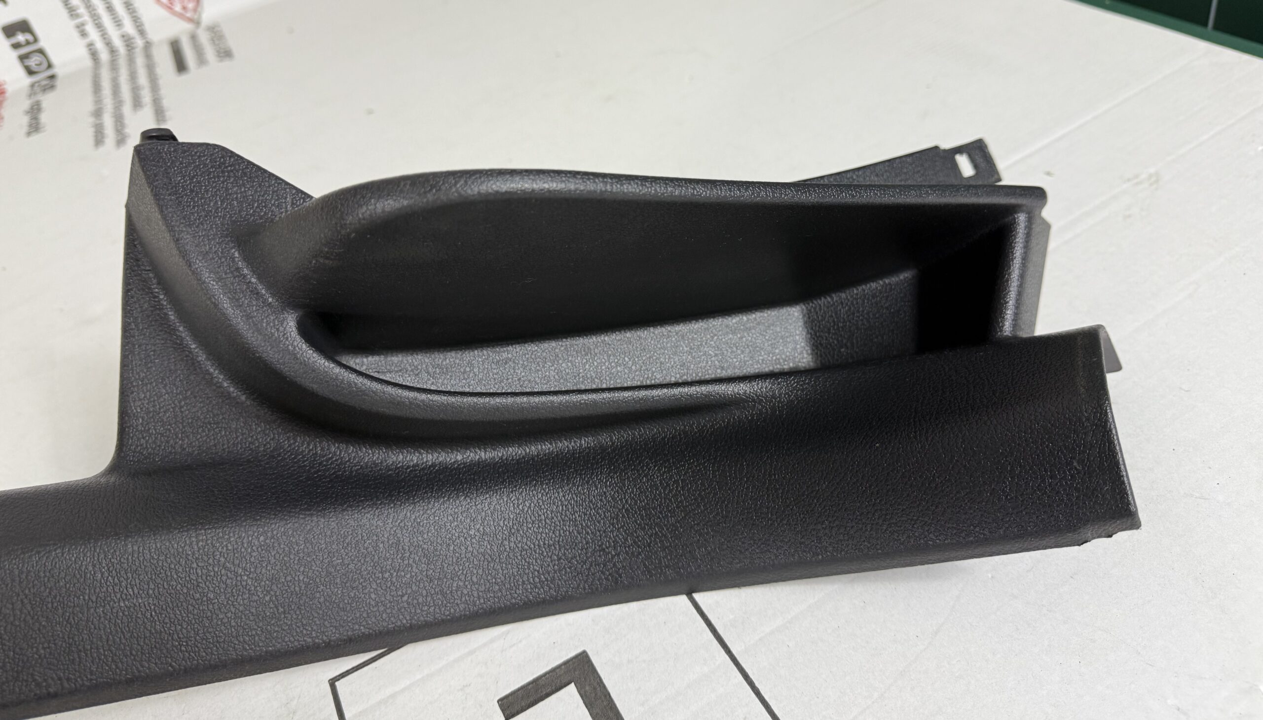 Накладка внутренняя порога задняя левая vw tiguan i 2007 2011 17102162 (3)