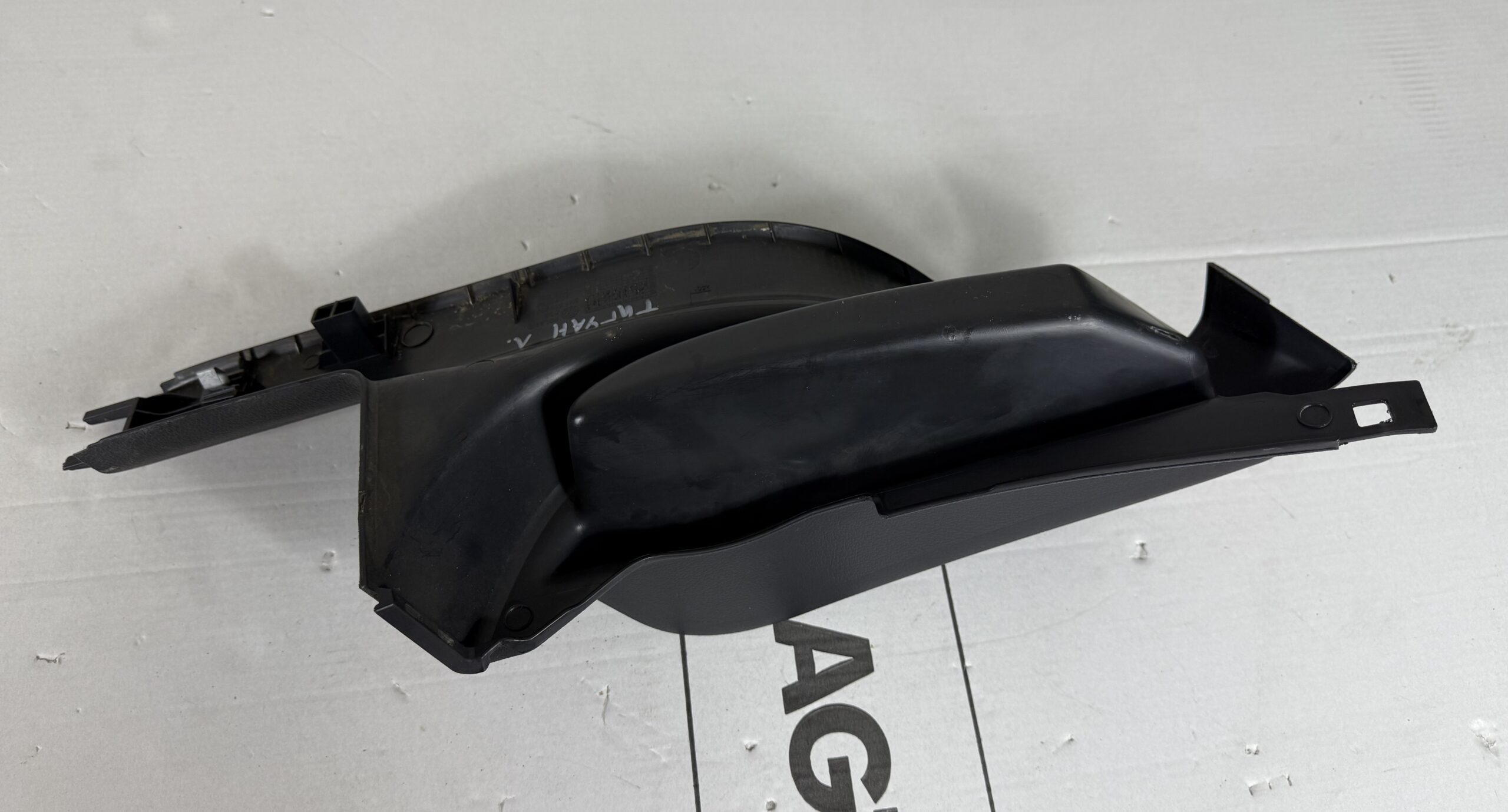 Накладка внутренняя порога задняя левая vw tiguan i 2007 2011 17102162 (5)