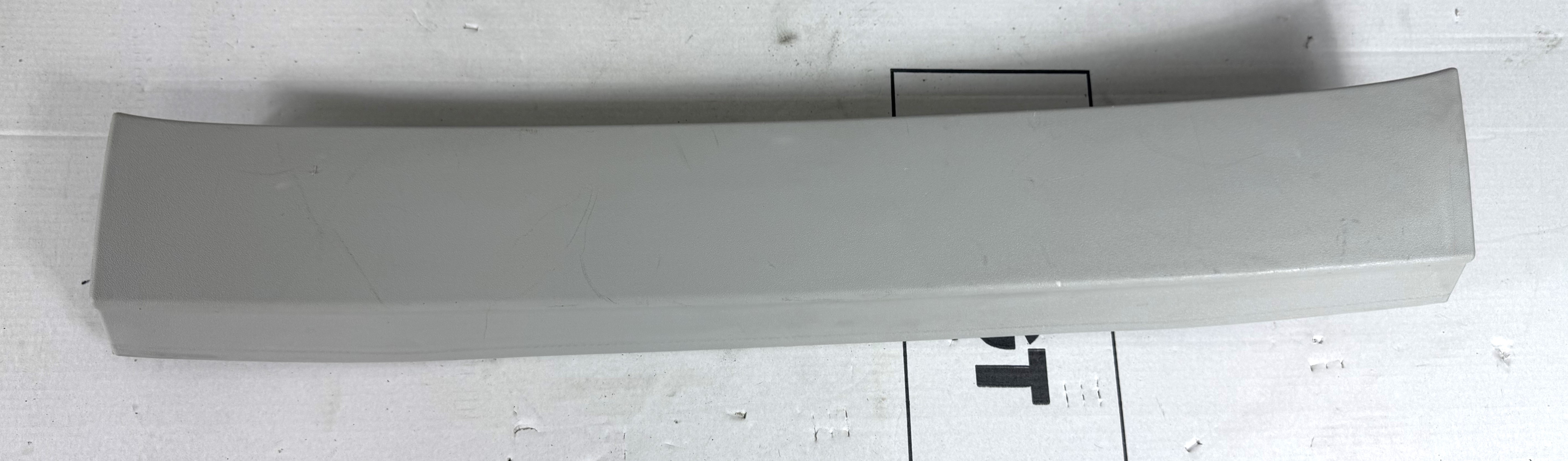 Накладка внутренняя потолка задняя vw tiguan i 2007 2011 17102166 (1)